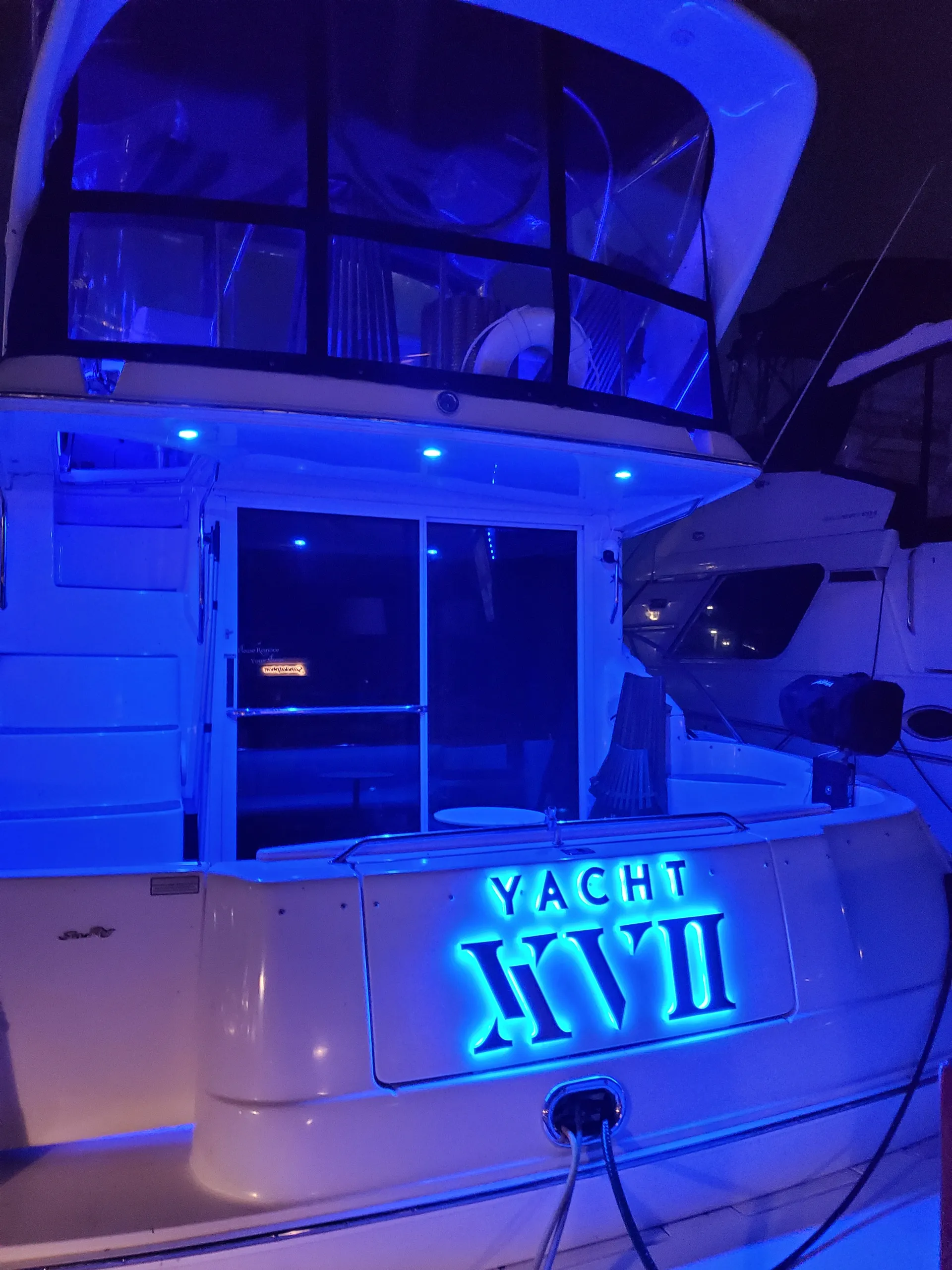 Sea Ray Boats 550 Sedan Bridge in Washington, DC — photo 10