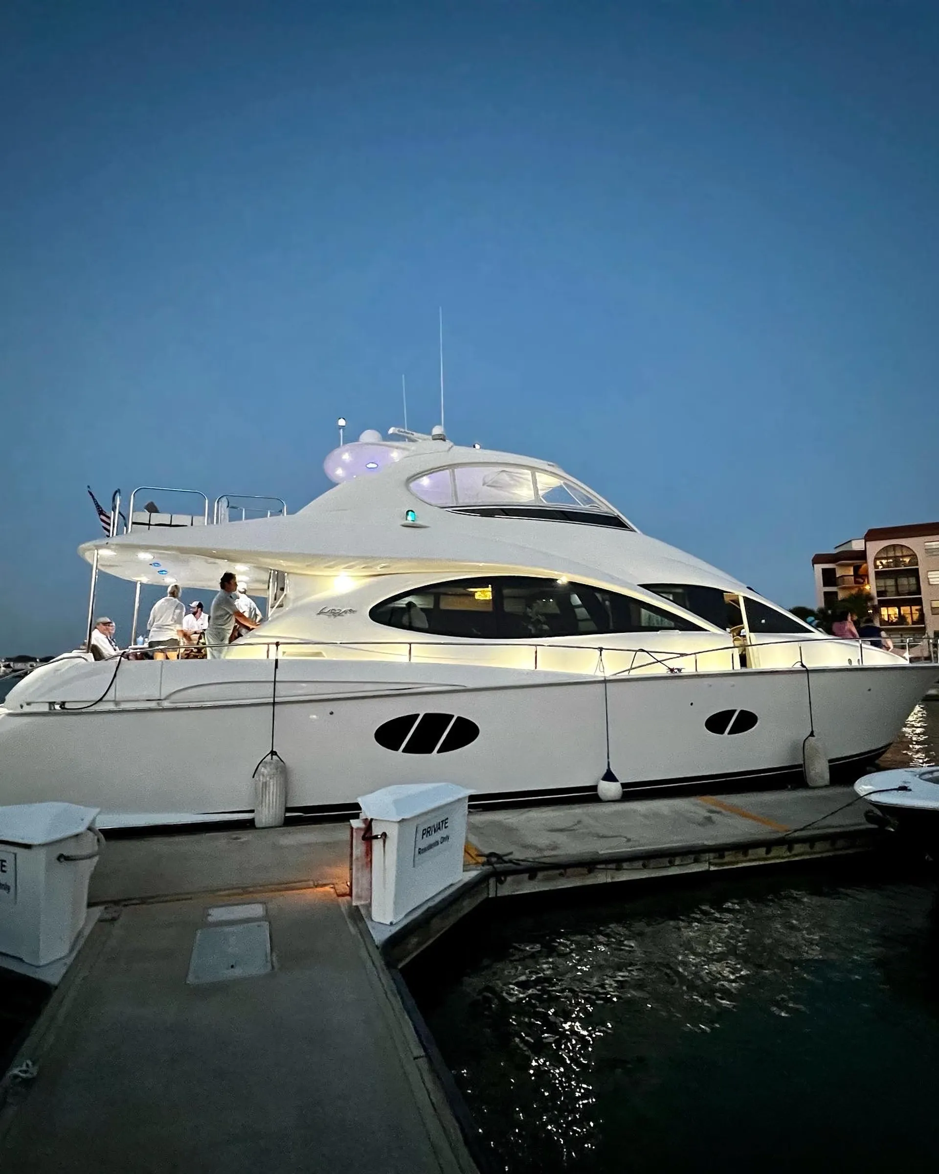 ATHENA: LAZZARA Flybridge Motor Yacht
