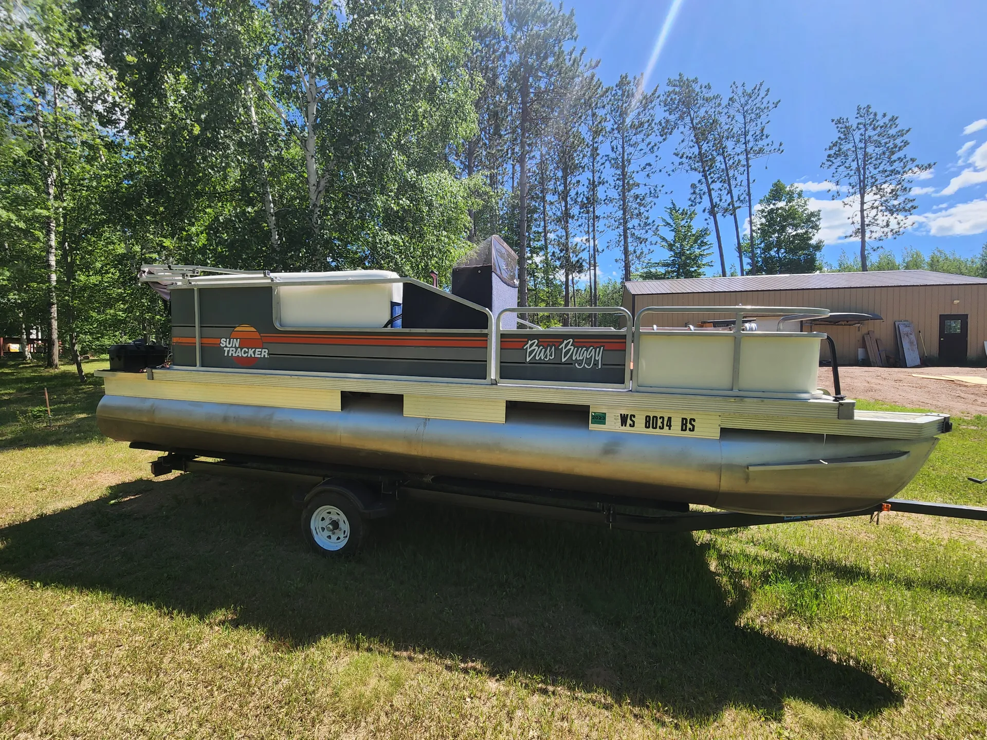 Sun Tracker by Tracker Marine Bass Buggy w/25 HP in Trego, WI — photo 4