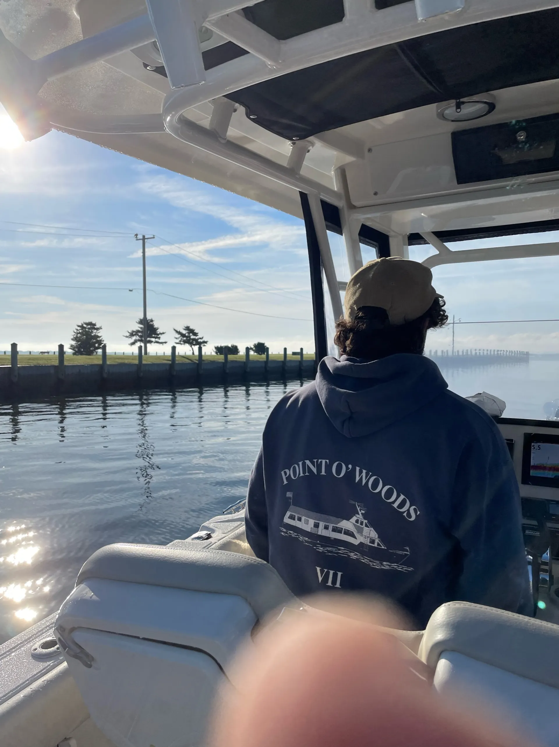 BOSTON WHALER 230 OUTRAGE in Bay Shore, NY — photo 5