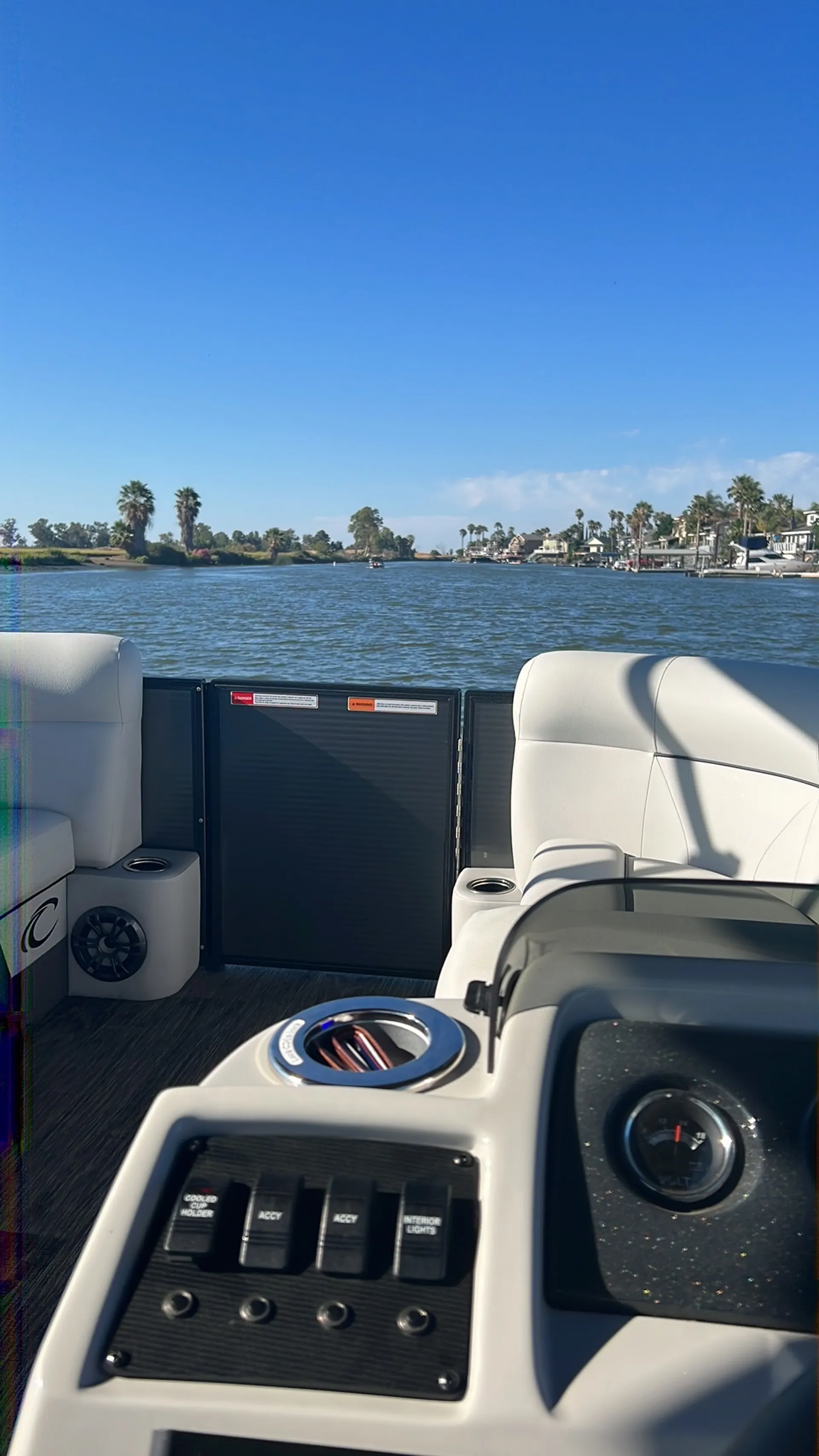 New Pontoon. Fast and smooth.