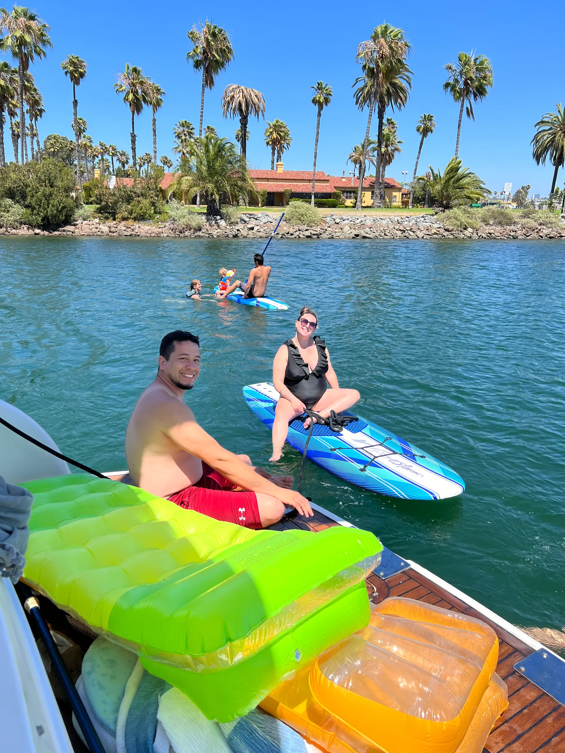 44' Express Cruiser Motor Yacht, specialized in making memories!!