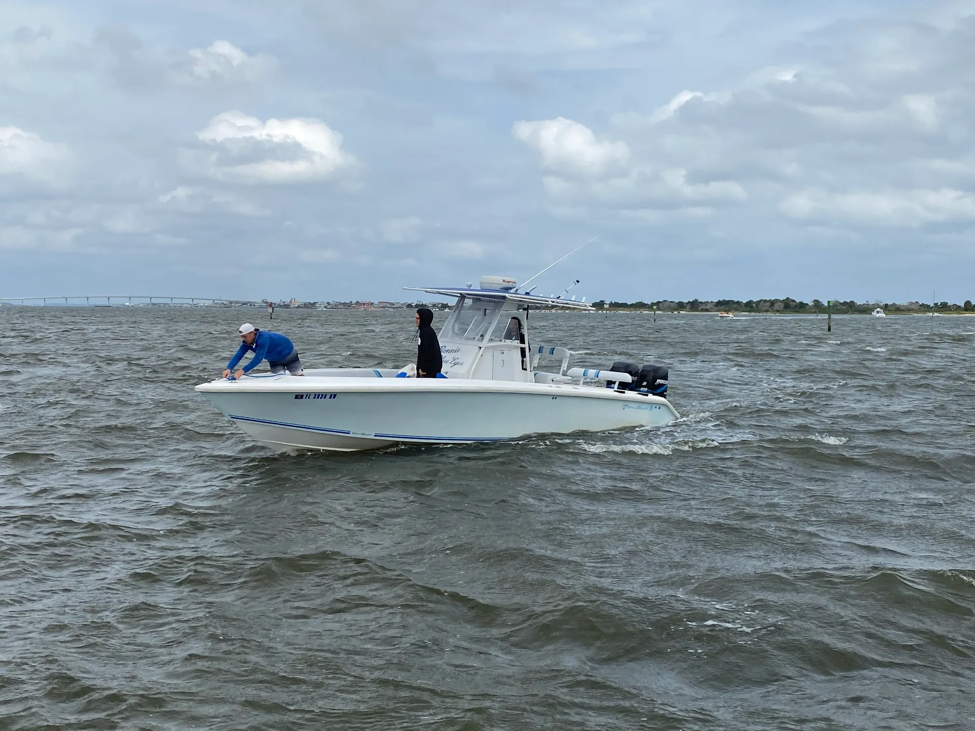 Island Runner 31' CC w/2-225HP in Green Cove Springs, FL — photo 4