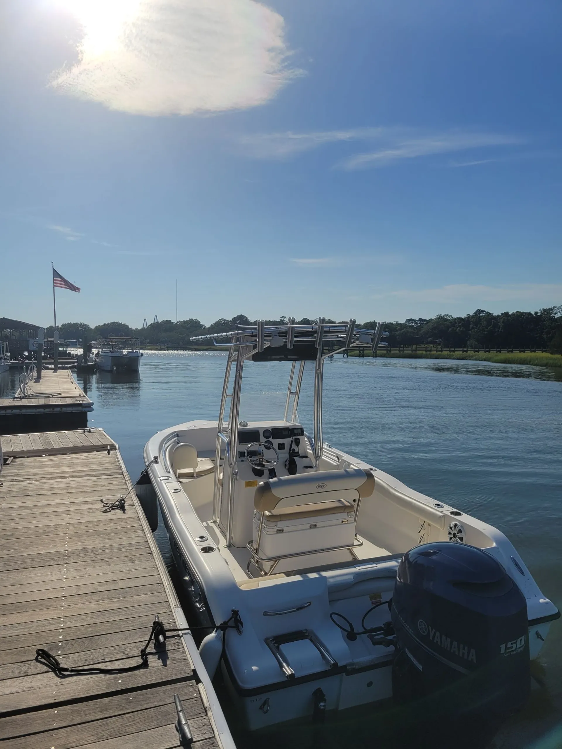 KEY WEST 203FS - Captained - Cruise, Fish, Party!