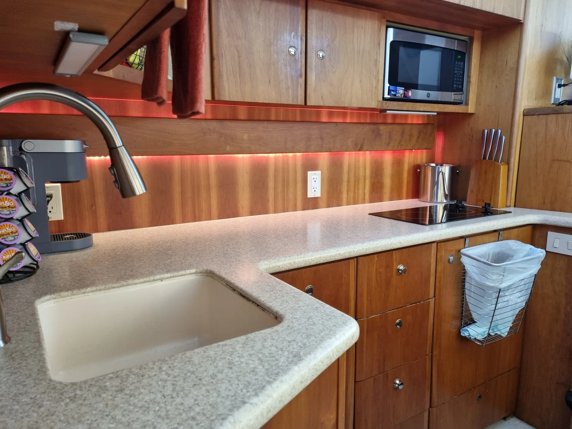 42 Silverton Sport yacht for charter... 