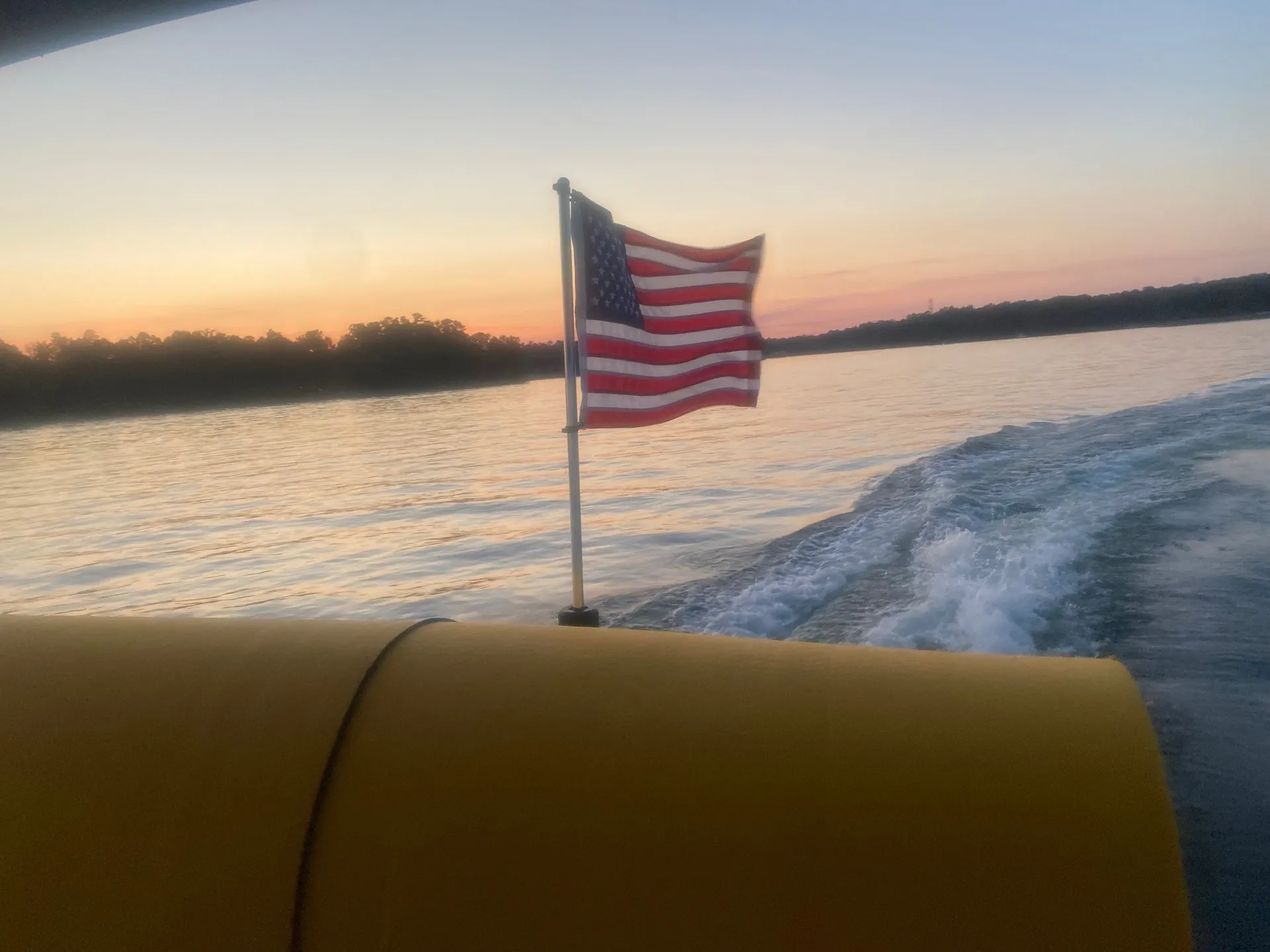 Lake Wylie Fun in the Sun on Kellen's Barge/ 24 ft