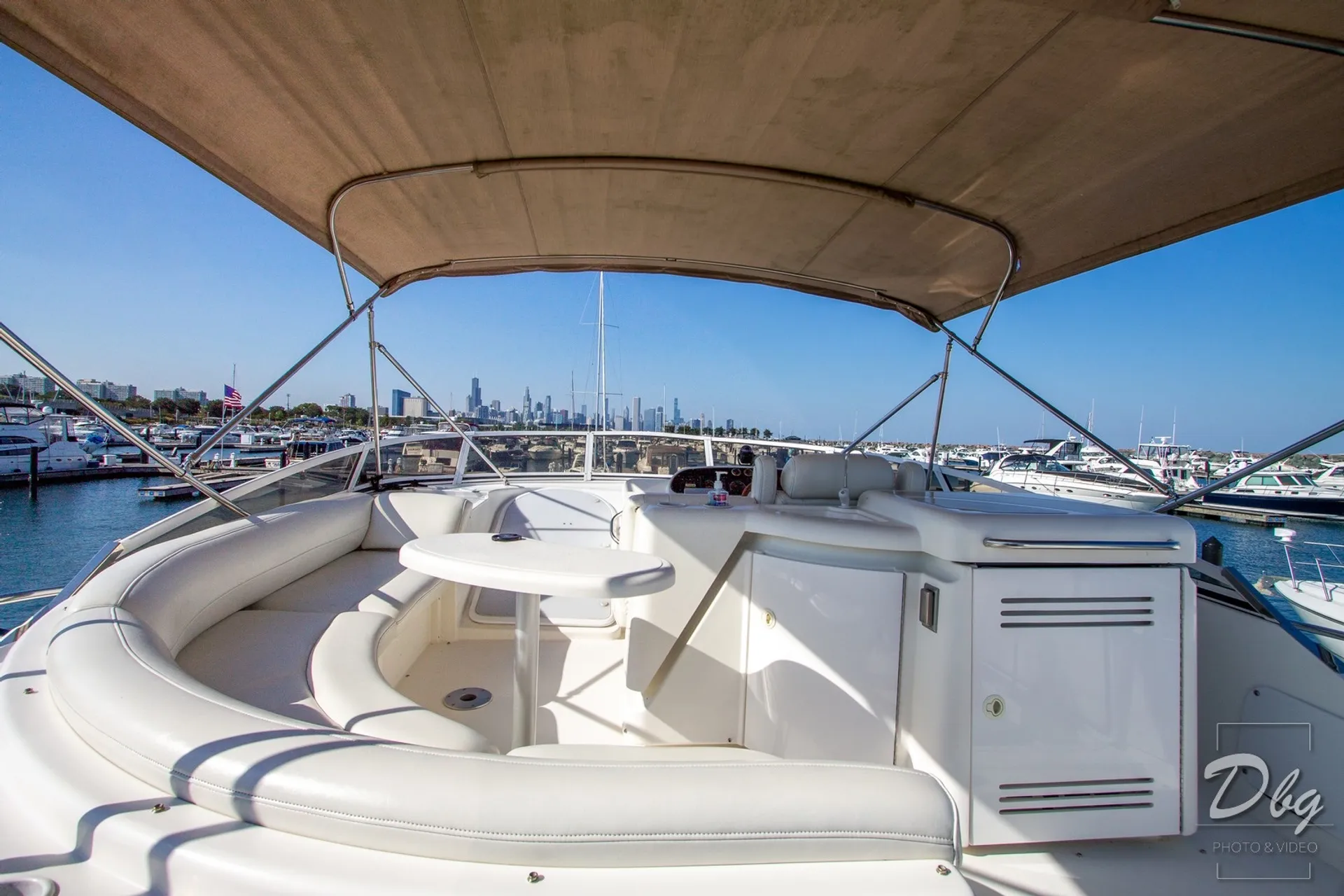 53' Multi-level Luxury Yacht w/Flybridge; Sundeck 