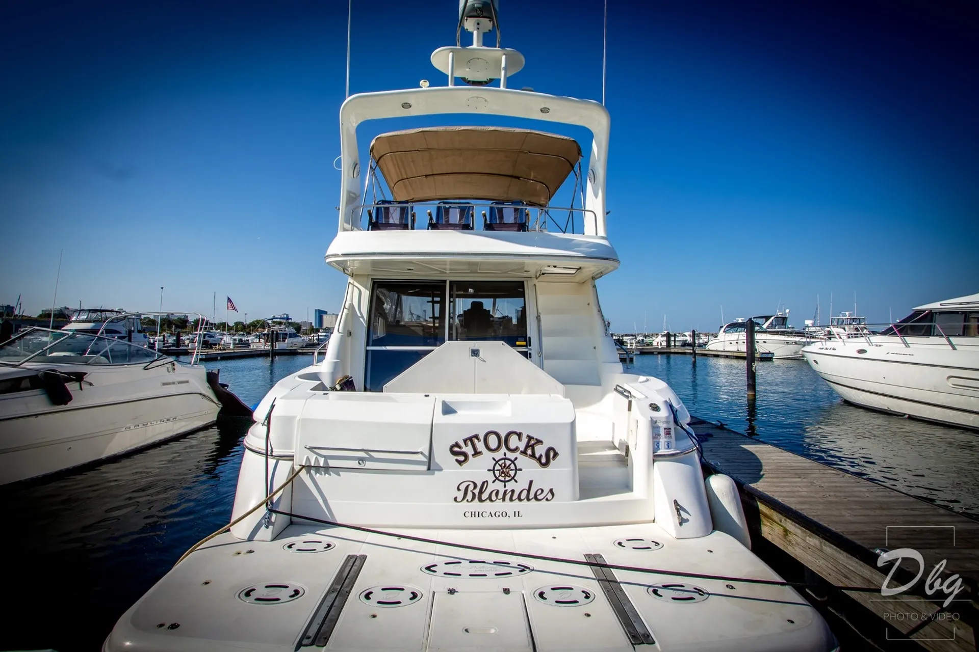 53' Multi-level Luxury Yacht w/Flybridge; Sundeck 