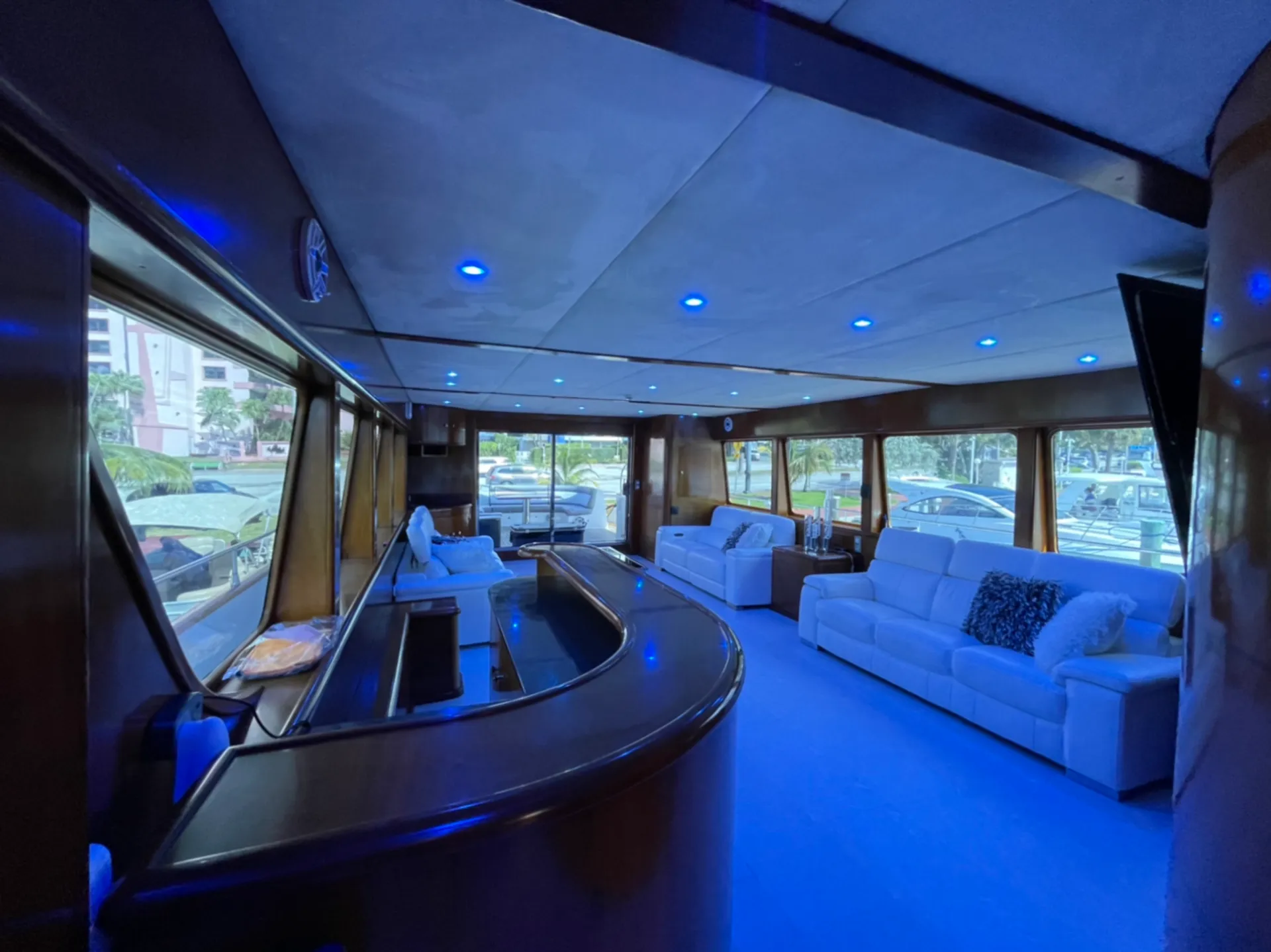 Rodman 105 in Miami Beach, FL — photo 7