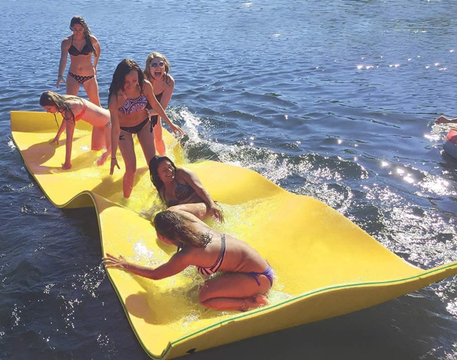 Lake Wylie Fun in the Sun on Kellen's Barge/ 24 ft