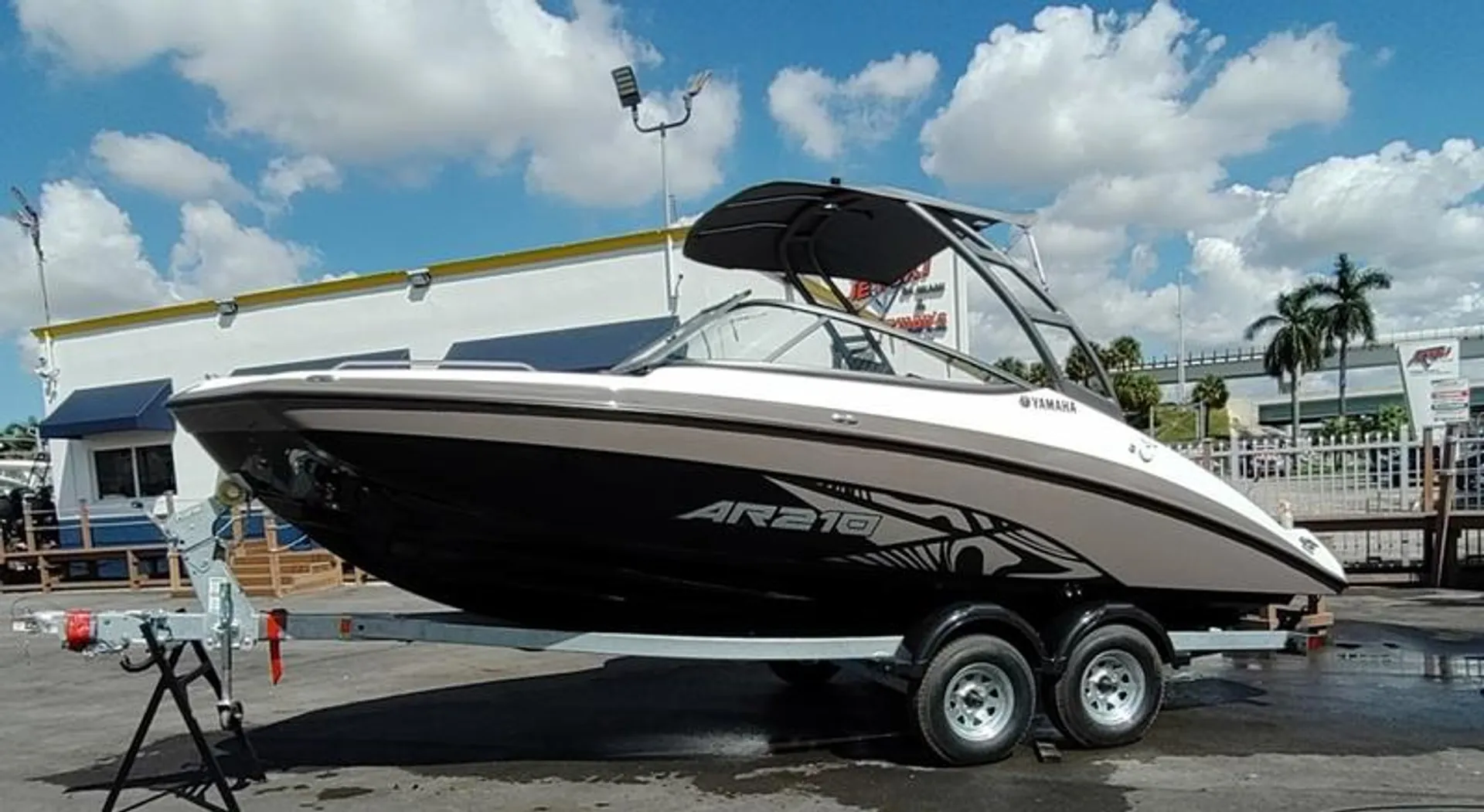 YAMAHA AR210 W/TRAILER in Jersey City, NJ — photo 3