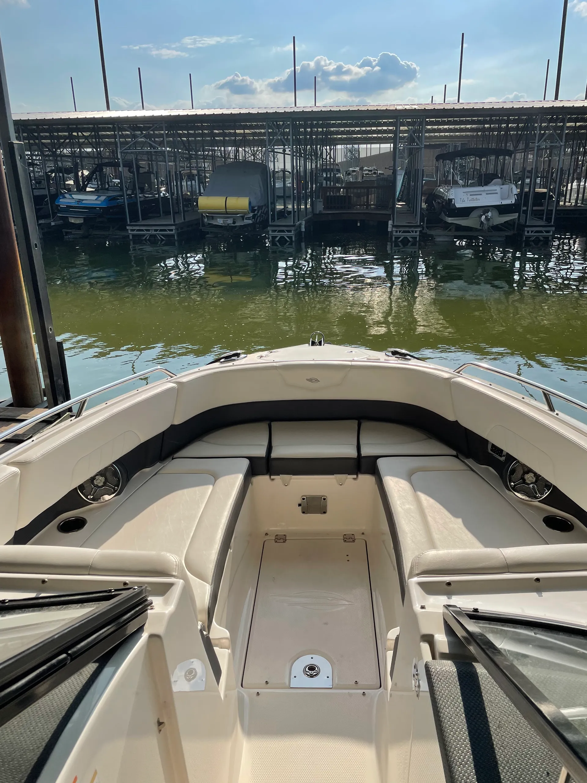 Chaparral Boats 327 SSX Axius in Edgewater, MD — photo 8
