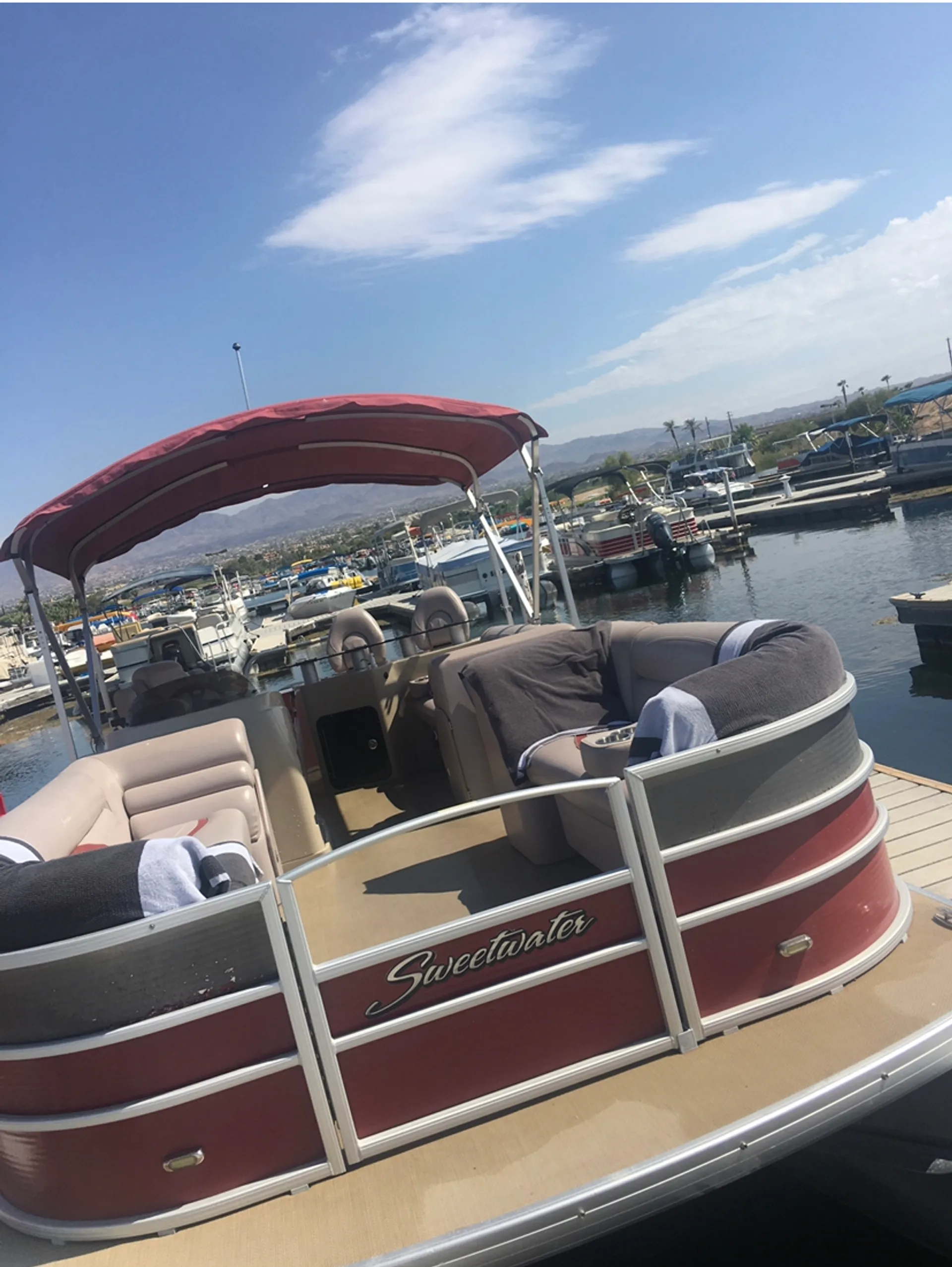 Godfrey Marine Aqua Patio 220 DF in Lake Havasu City, AZ — photo 3