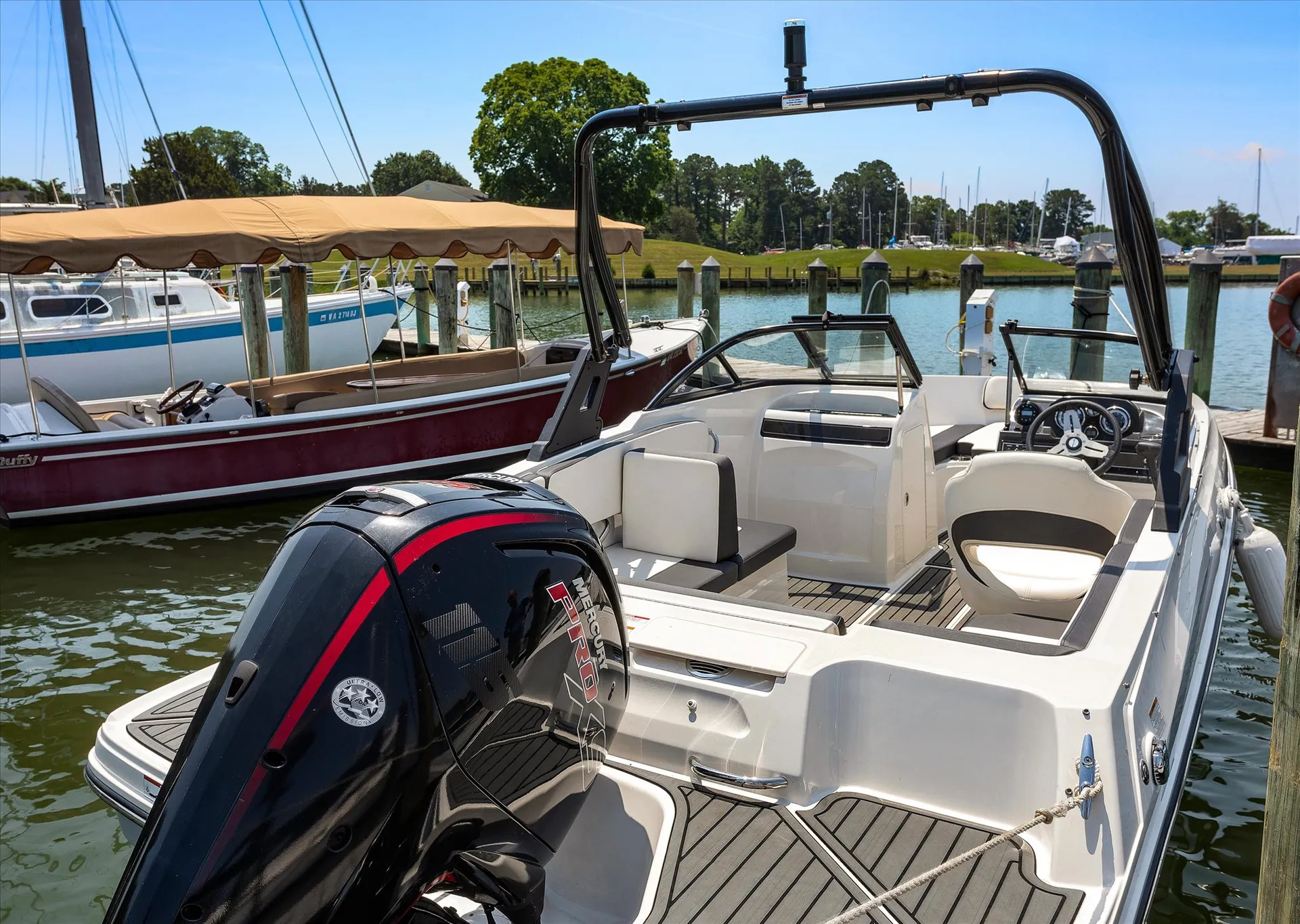 2021 Bayliner Ski Boat Ready To Play and Explore