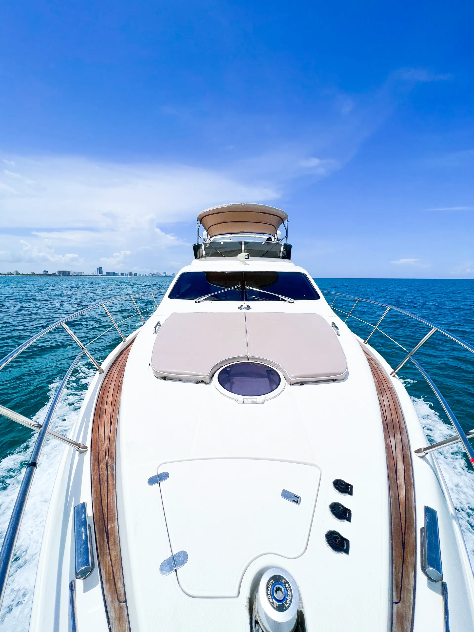 Rent this Azimut 50 in Miami Beach! With free 1 hour jet ski!!!