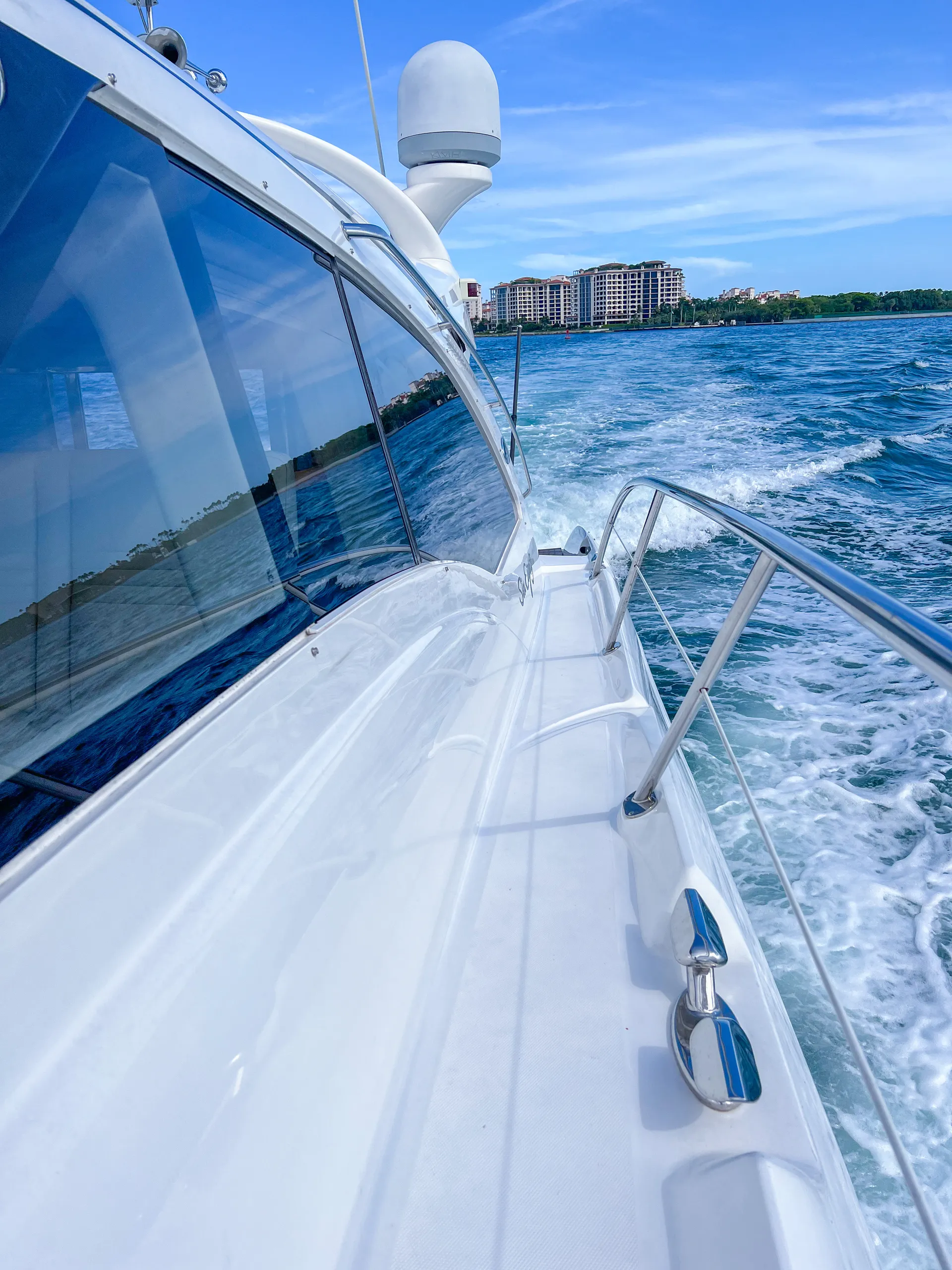 Sea Ray Boats 70' in Miami Beach, FL — photo 9