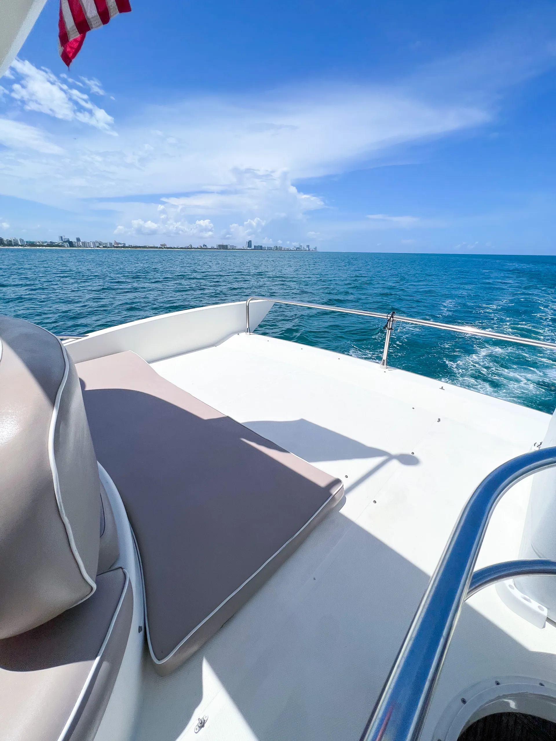 Rent this Azimut 50 in Miami Beach! With free 1 hour jet ski!!!