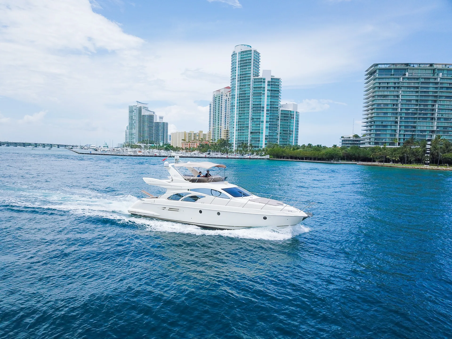 Rent this Azimut 50 in Miami Beach! With free 1 hour jet ski!!!
