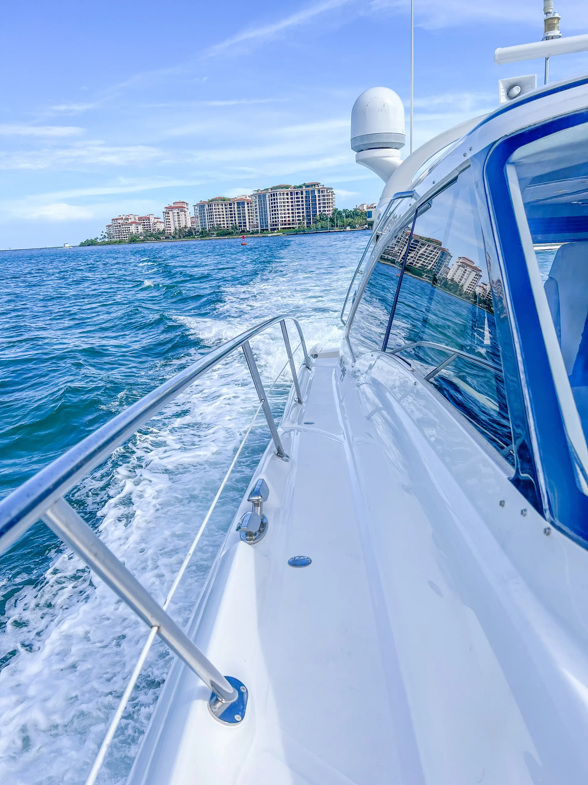 Sea Ray Boats 70' in Miami Beach, FL — photo 8