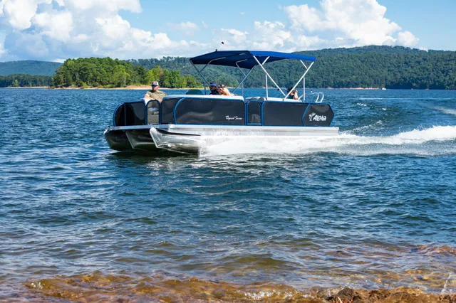 Rent a Aloha pontoon in La Grange, CA near me