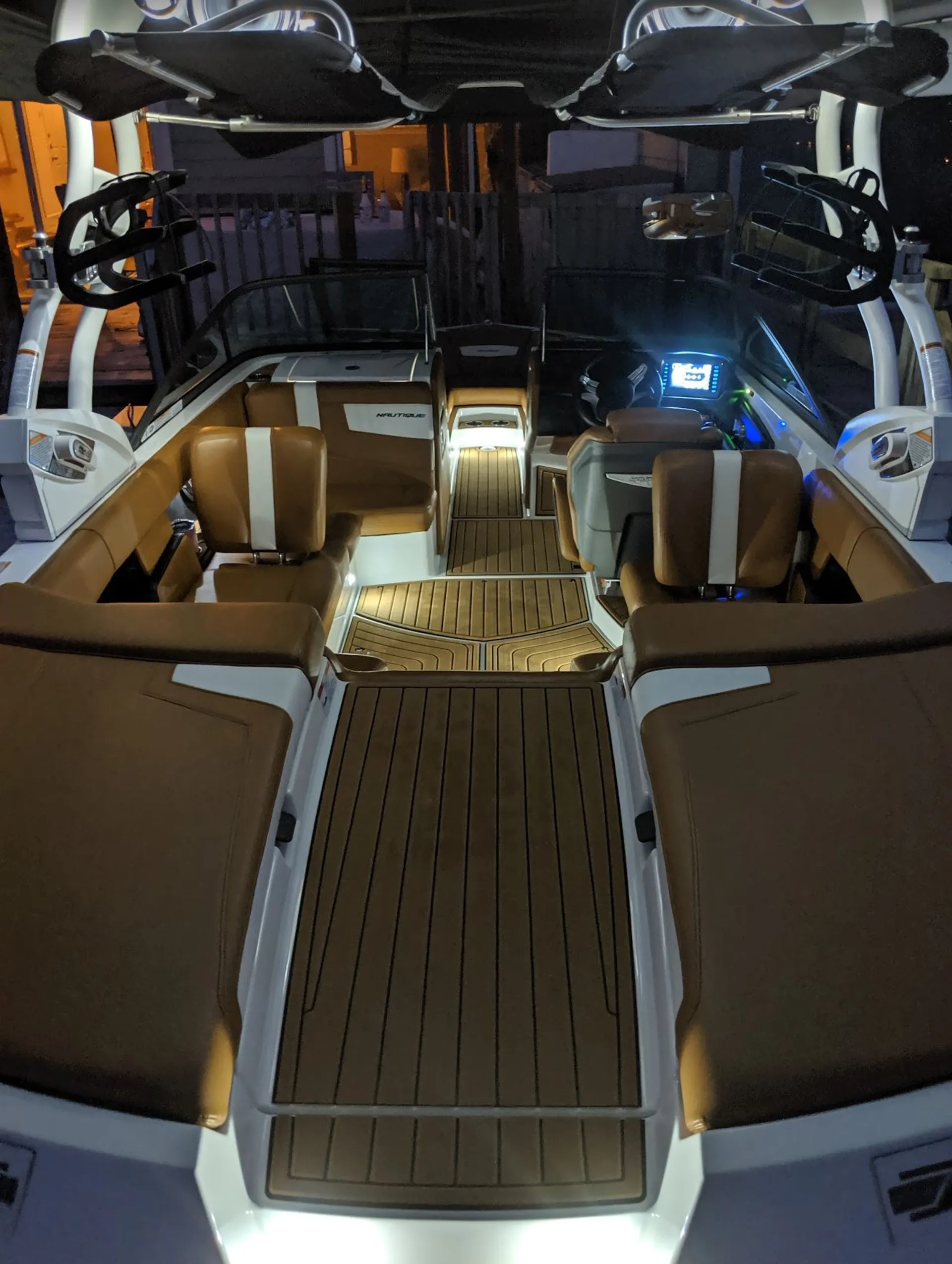 Gorgeous Nautique for Cruising, Surfing & the Cove