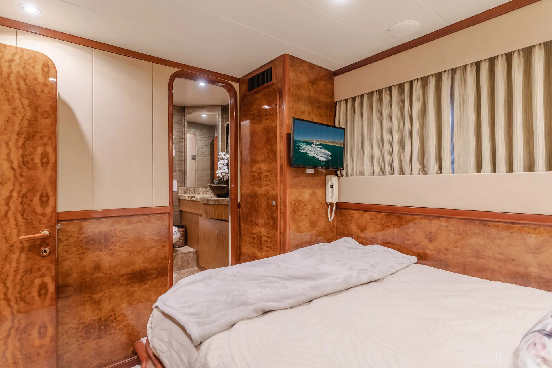 Captained Charter on 108' UNIQ Monte Fino Yacht 