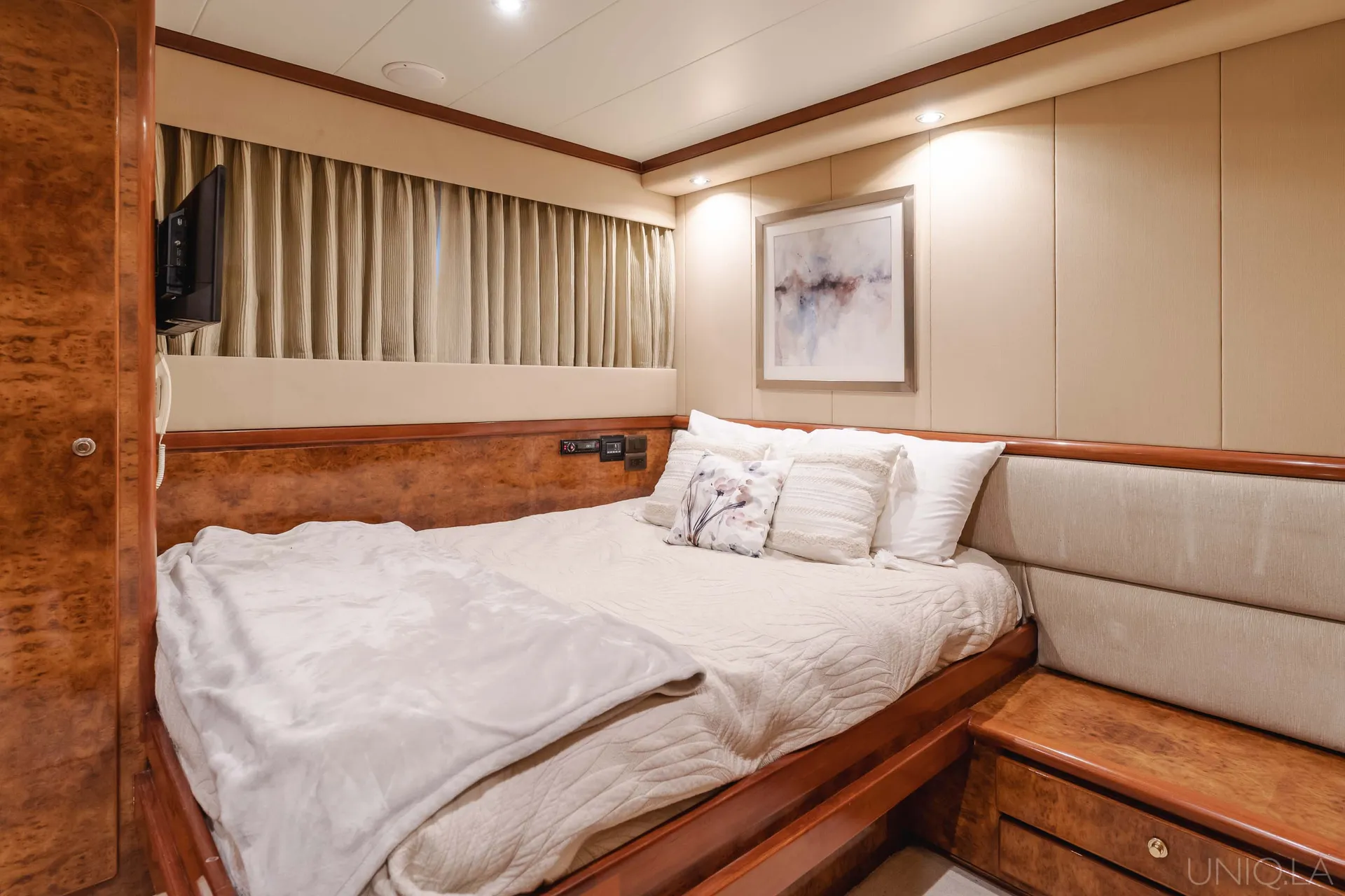 Captained Charter on 108' UNIQ Monte Fino Yacht 