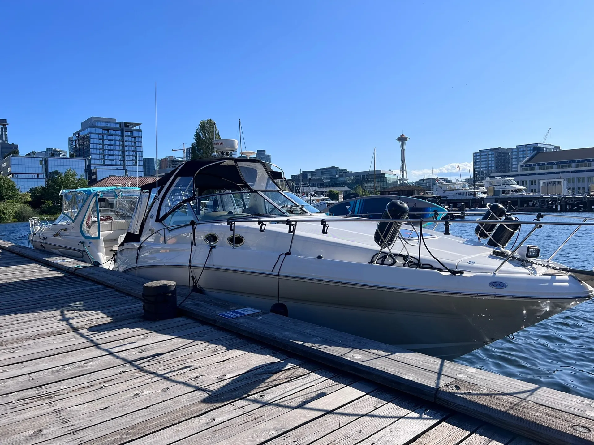 CruisetoLakeWAfromSLU🧭 29’🛥️Toilet💩✅ Enclosure☔️😎 ✅⚓️✅ ⛽️OnMyTime✅