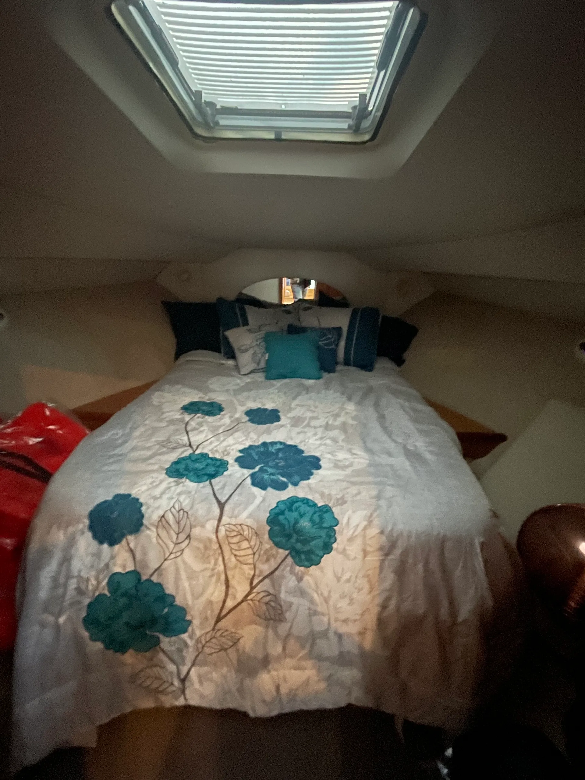 DMV’s 12 passenger Luxury Party Yacht with Free Captain and Crew!