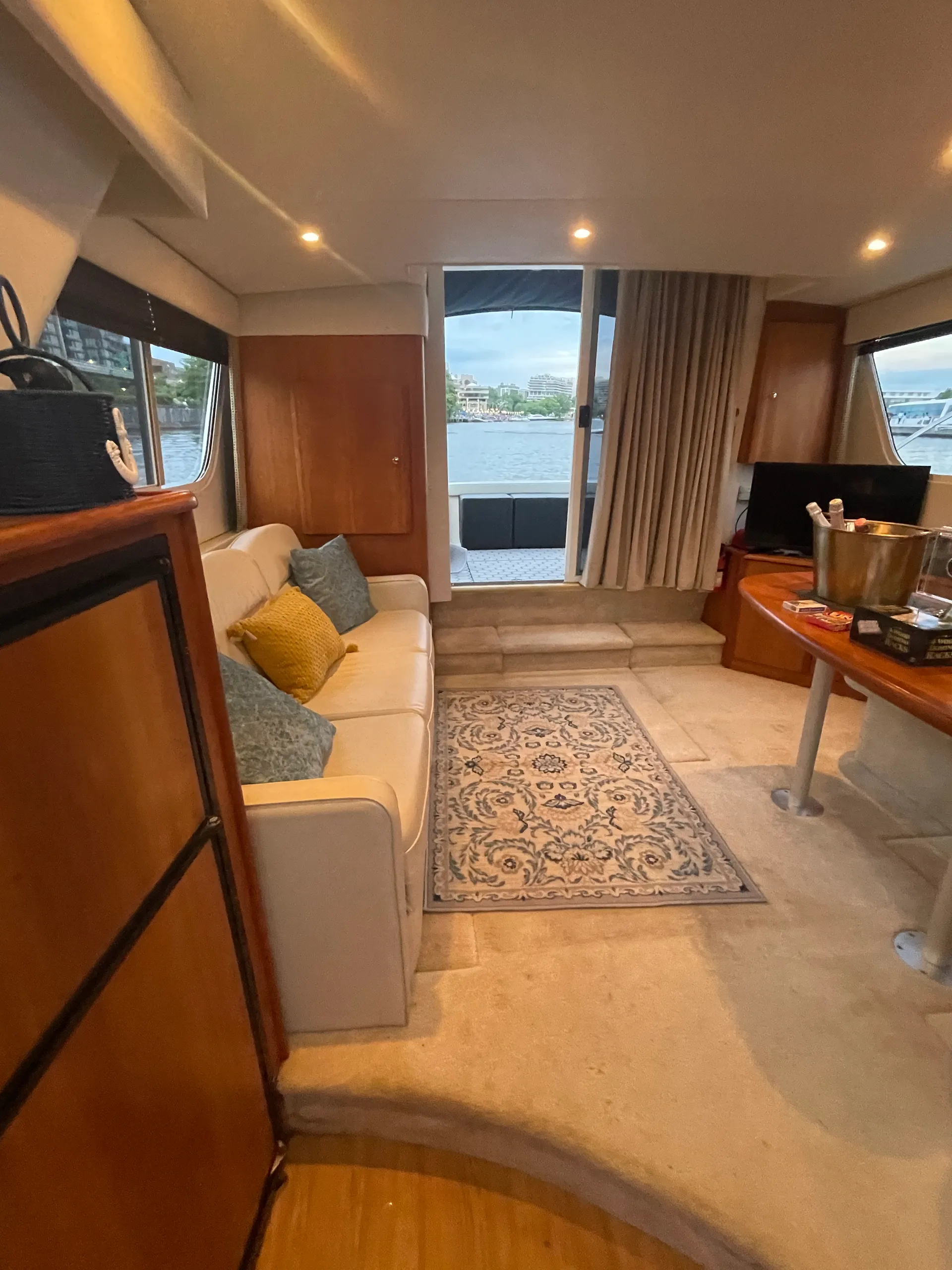 DMV’s 12 passenger Luxury Party Yacht with Free Captain and Crew!