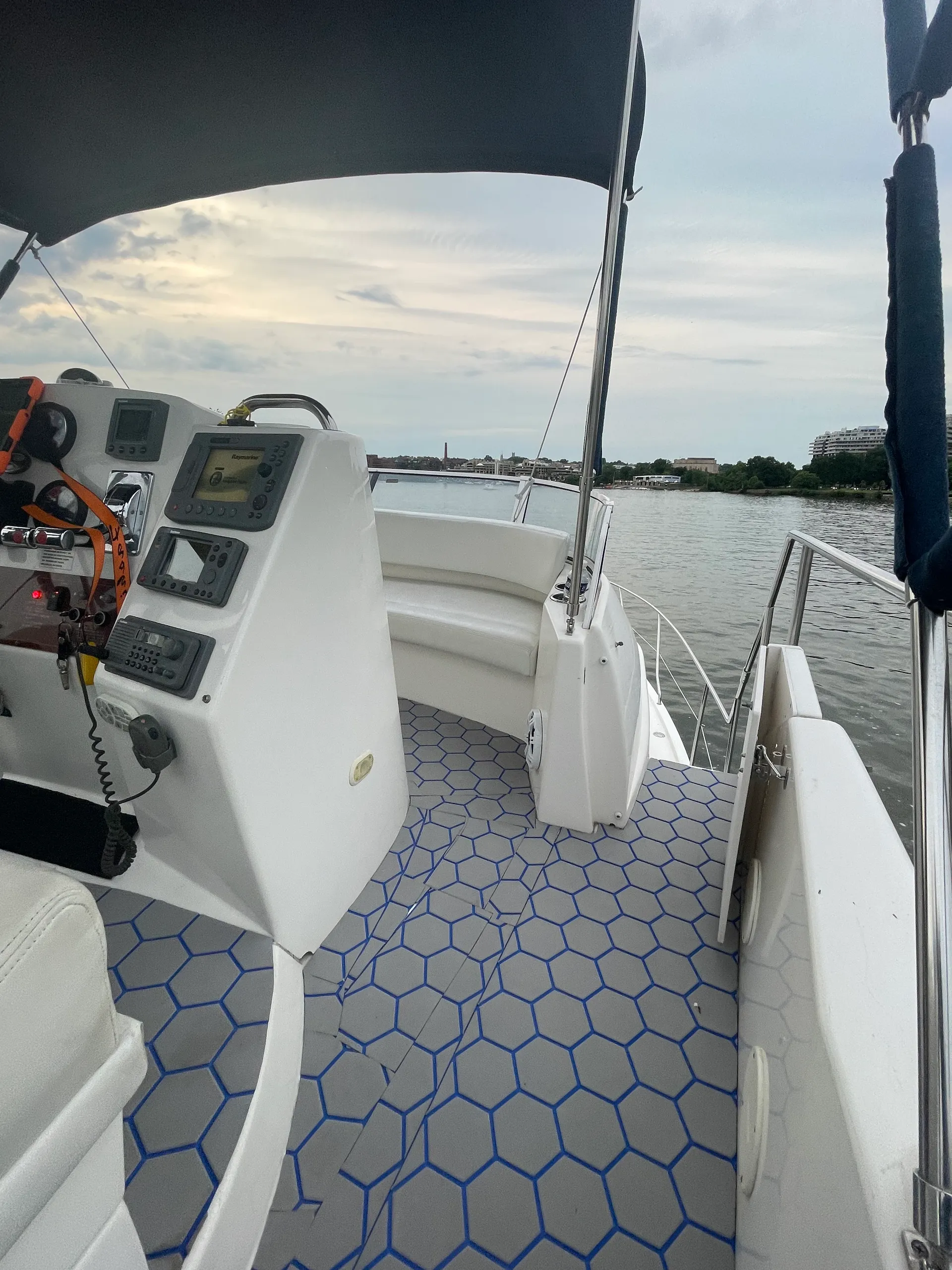 DMV’s 12 passenger Luxury Party Yacht with Free Captain and Crew!