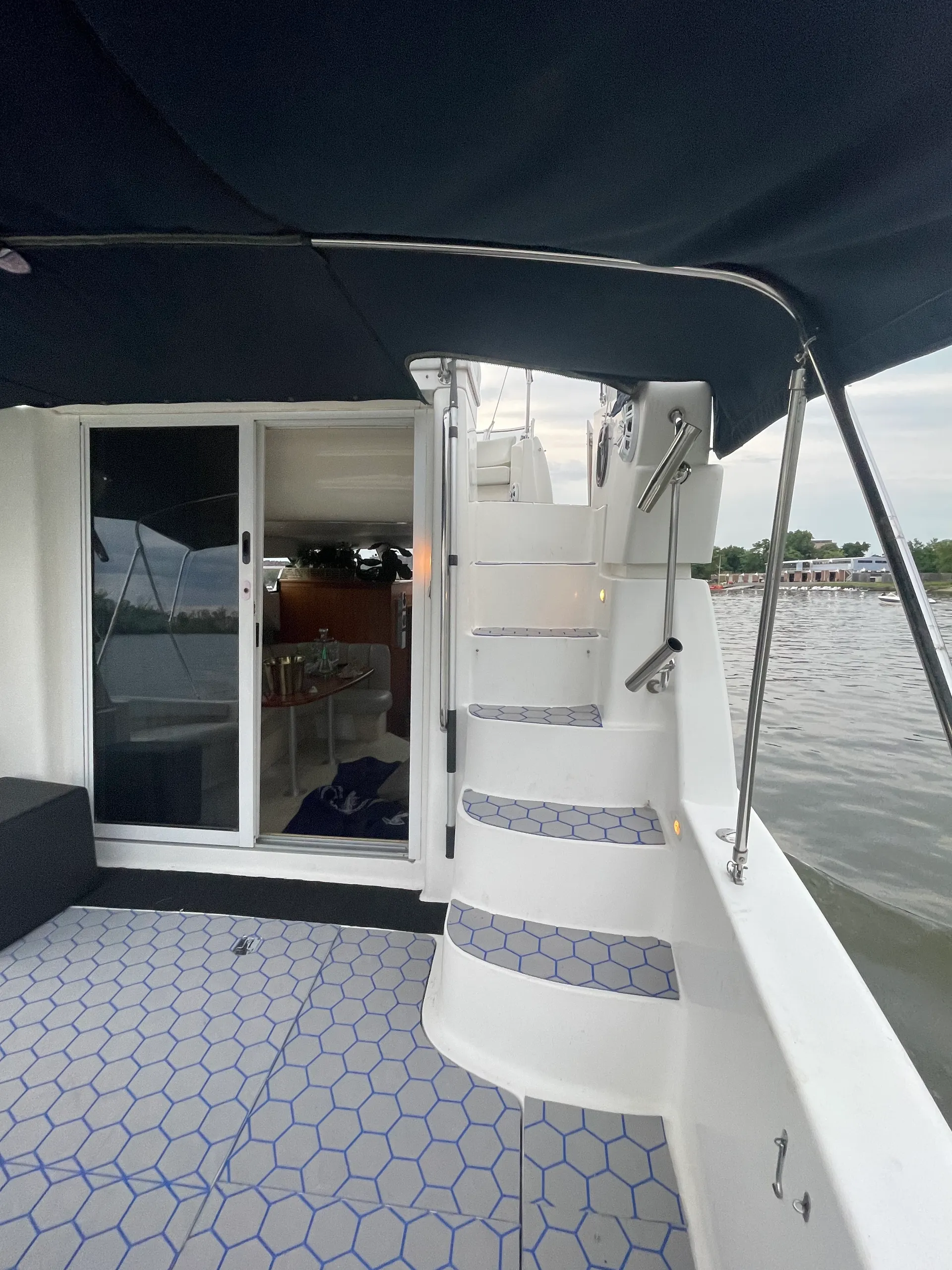 DMV’s 12 passenger Luxury Party Yacht with Free Captain and Crew!