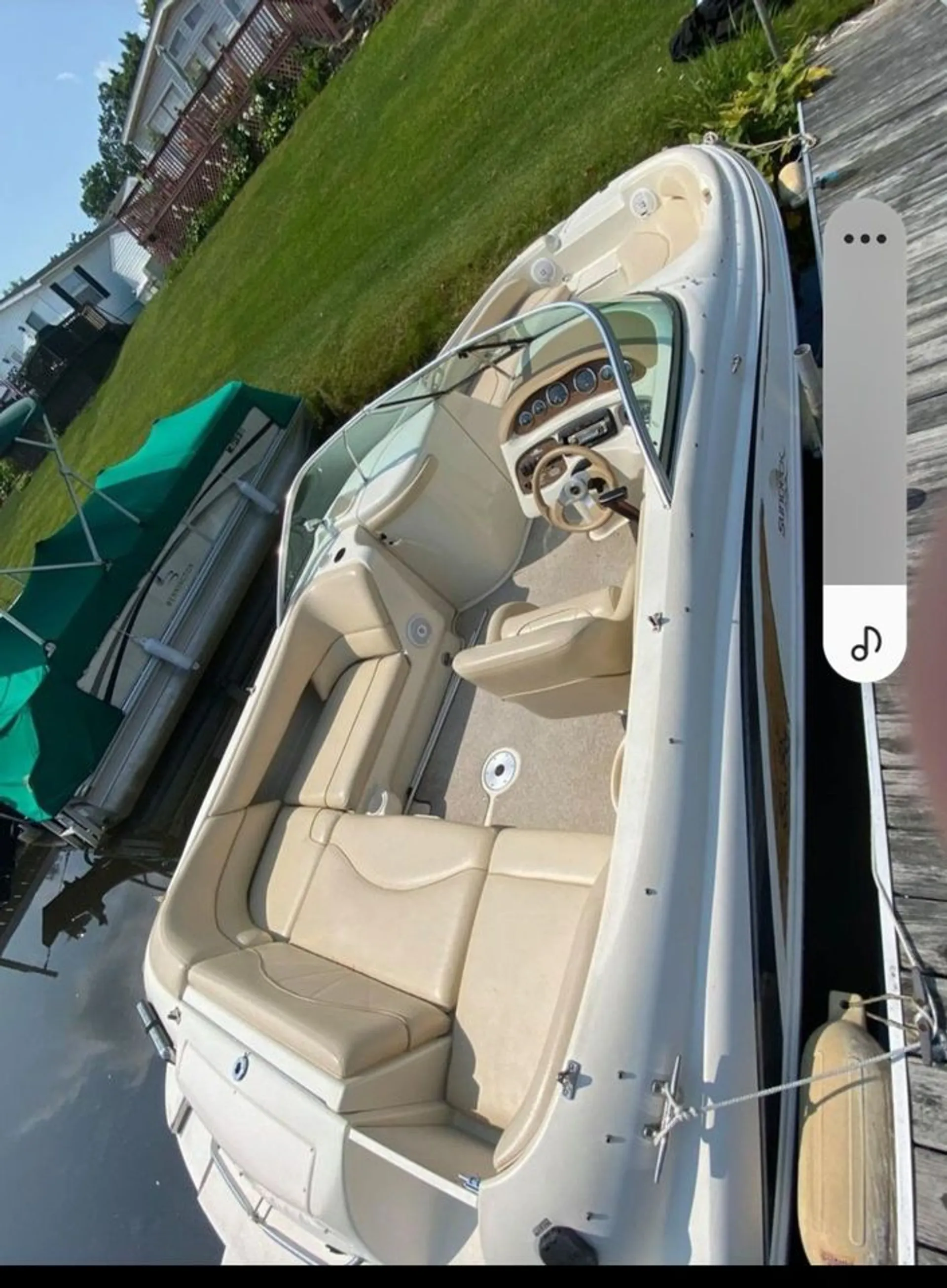 Sea Ray Boats 210 Sundeck in Boyne City, MI — photo 2