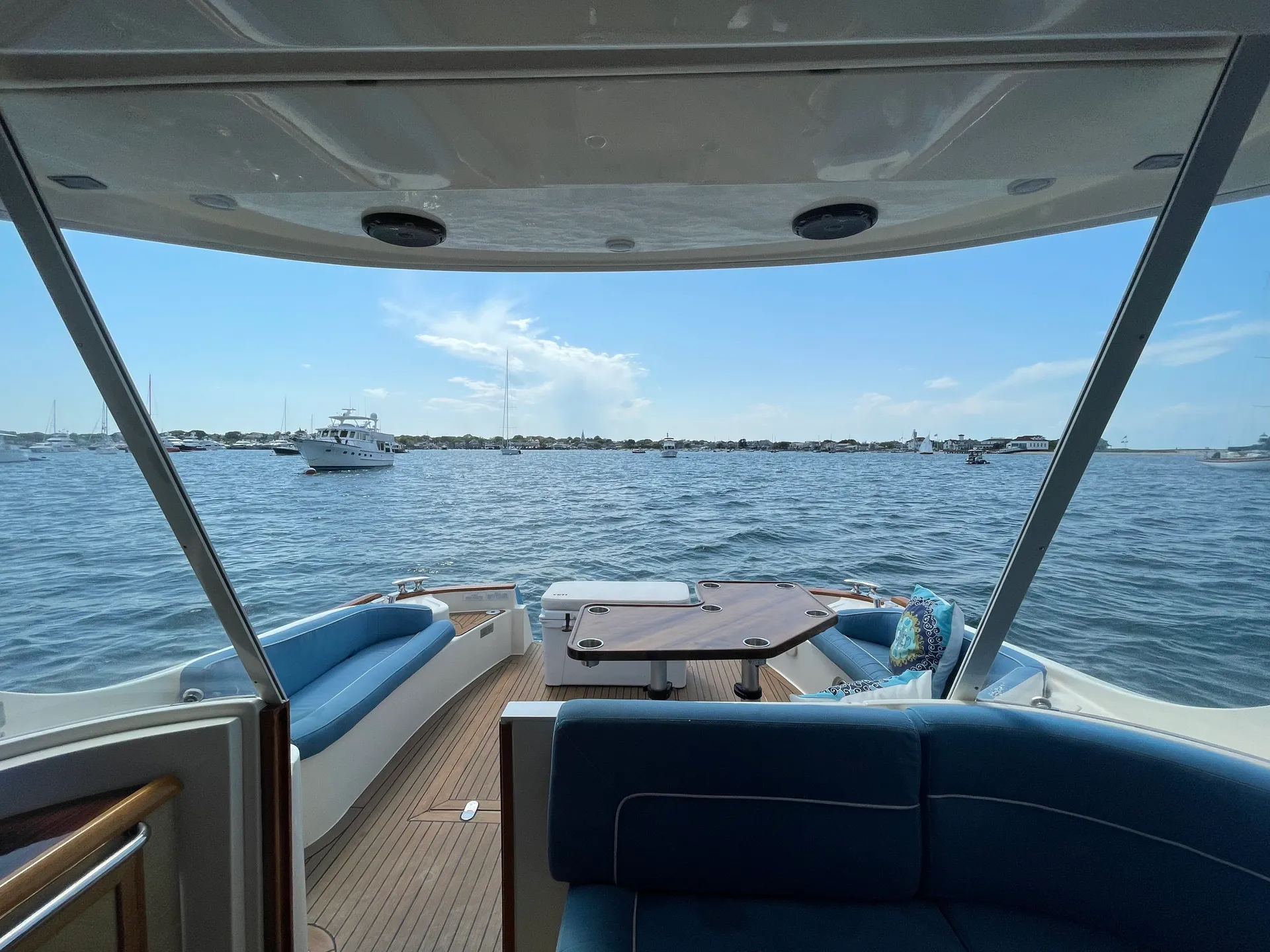 44’ Mochi Picnic Boat