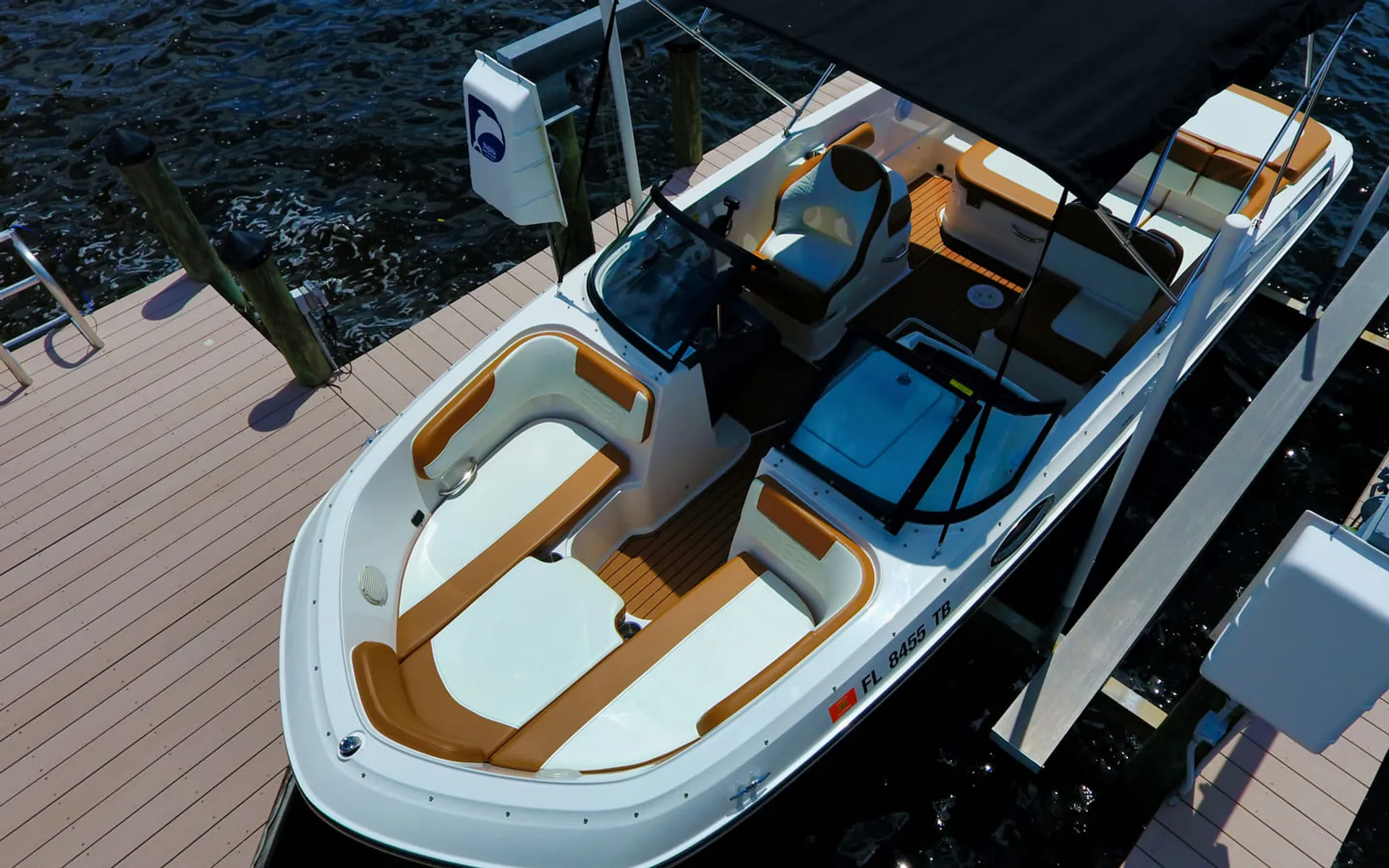 BAYLINER VR6 BOWRIDER OB in Cape Coral, FL — photo 8