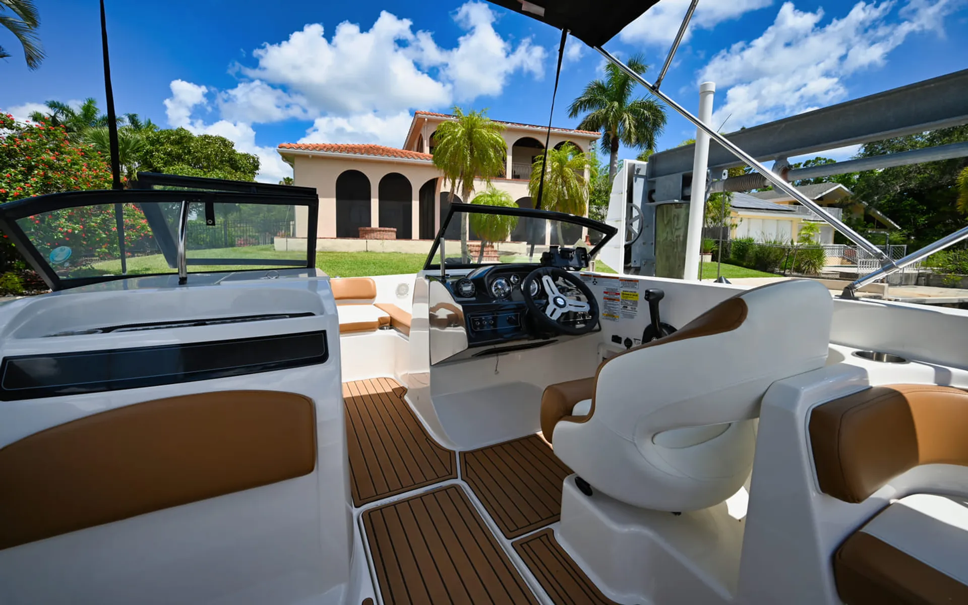 BAYLINER VR6 BOWRIDER OB in Cape Coral, FL — photo 3