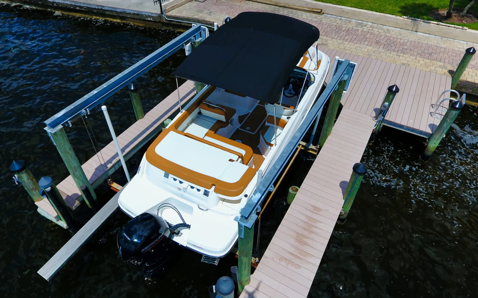 BAYLINER VR6 BOWRIDER OB in Cape Coral, FL — photo 9