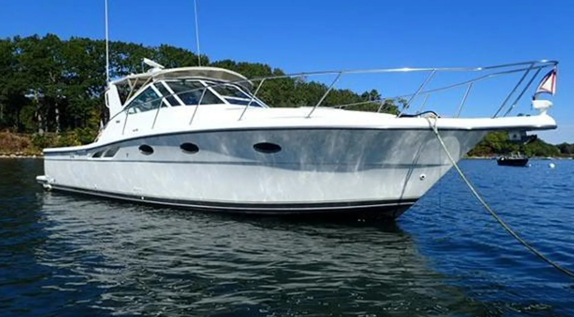 Enjoy Fire Island and the Great South Bay in style