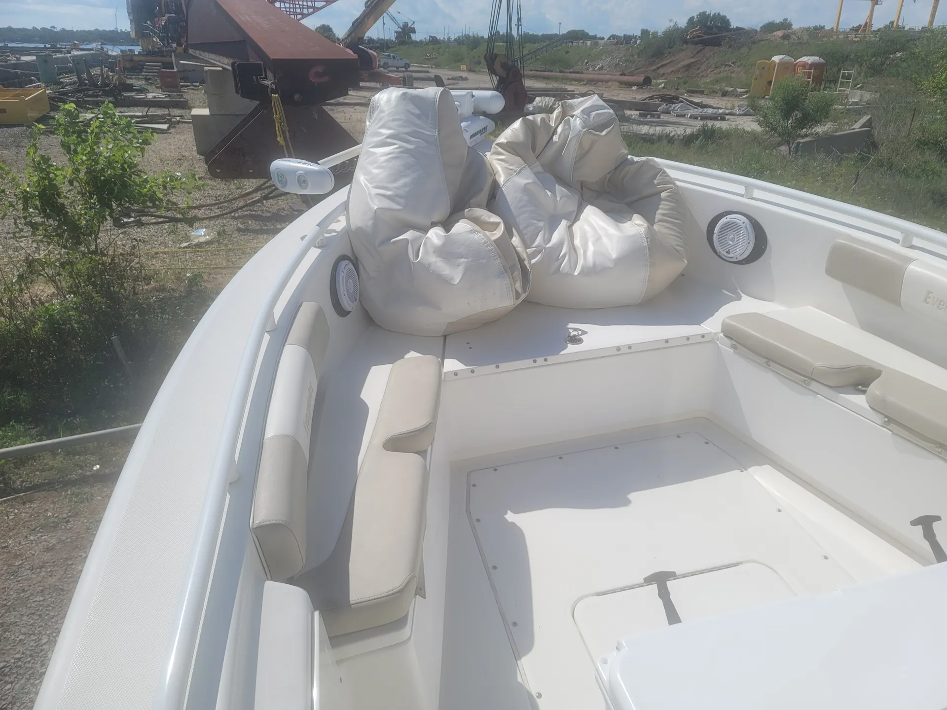 243 Everglades - Universal family fun center console