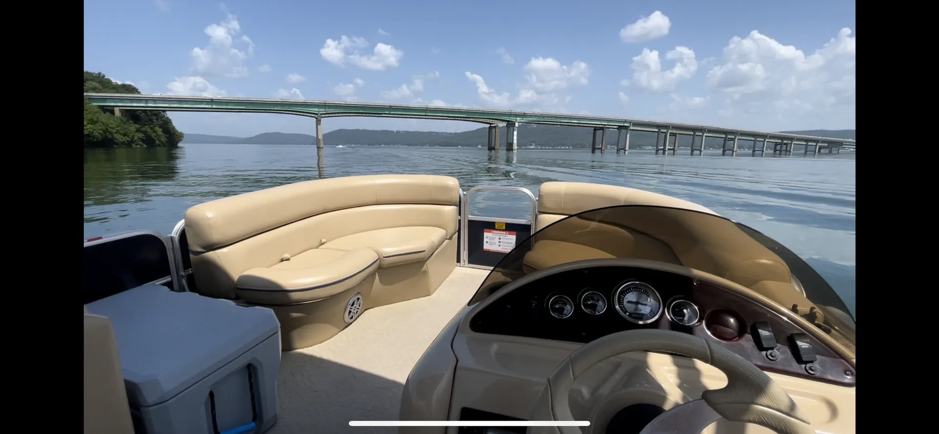 South Bay Pontoons 422FCR in Guntersville, AL — photo 4