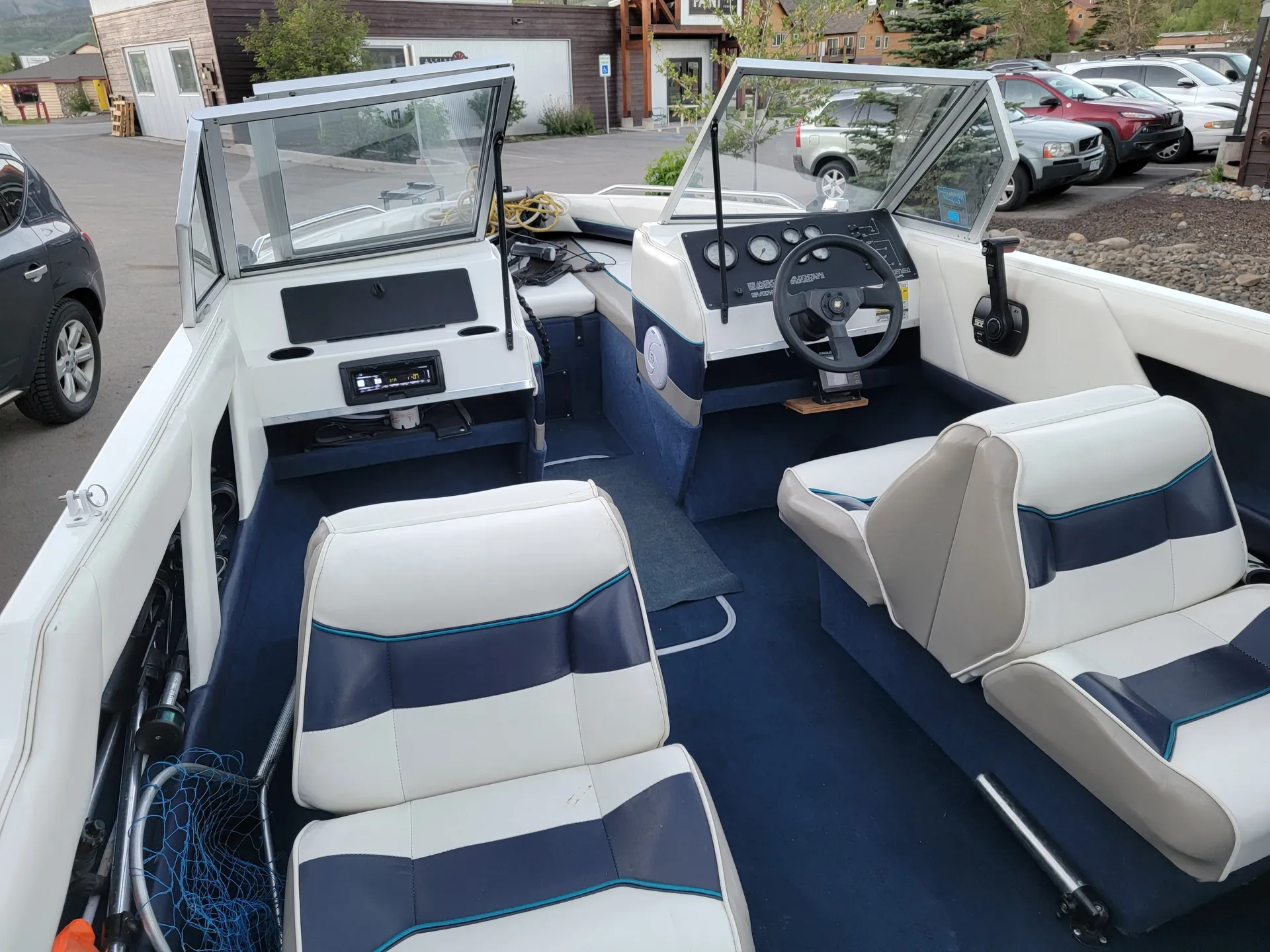 Bayliner 1950 Capri Classic  in Breckenridge, CO — photo 8