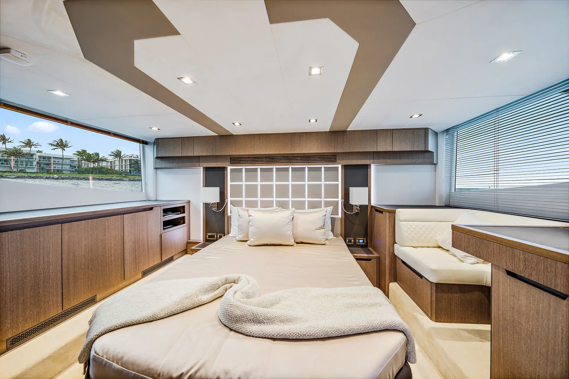 Charter the 2019 Galeon 500 Yacht - Sea Whisperer