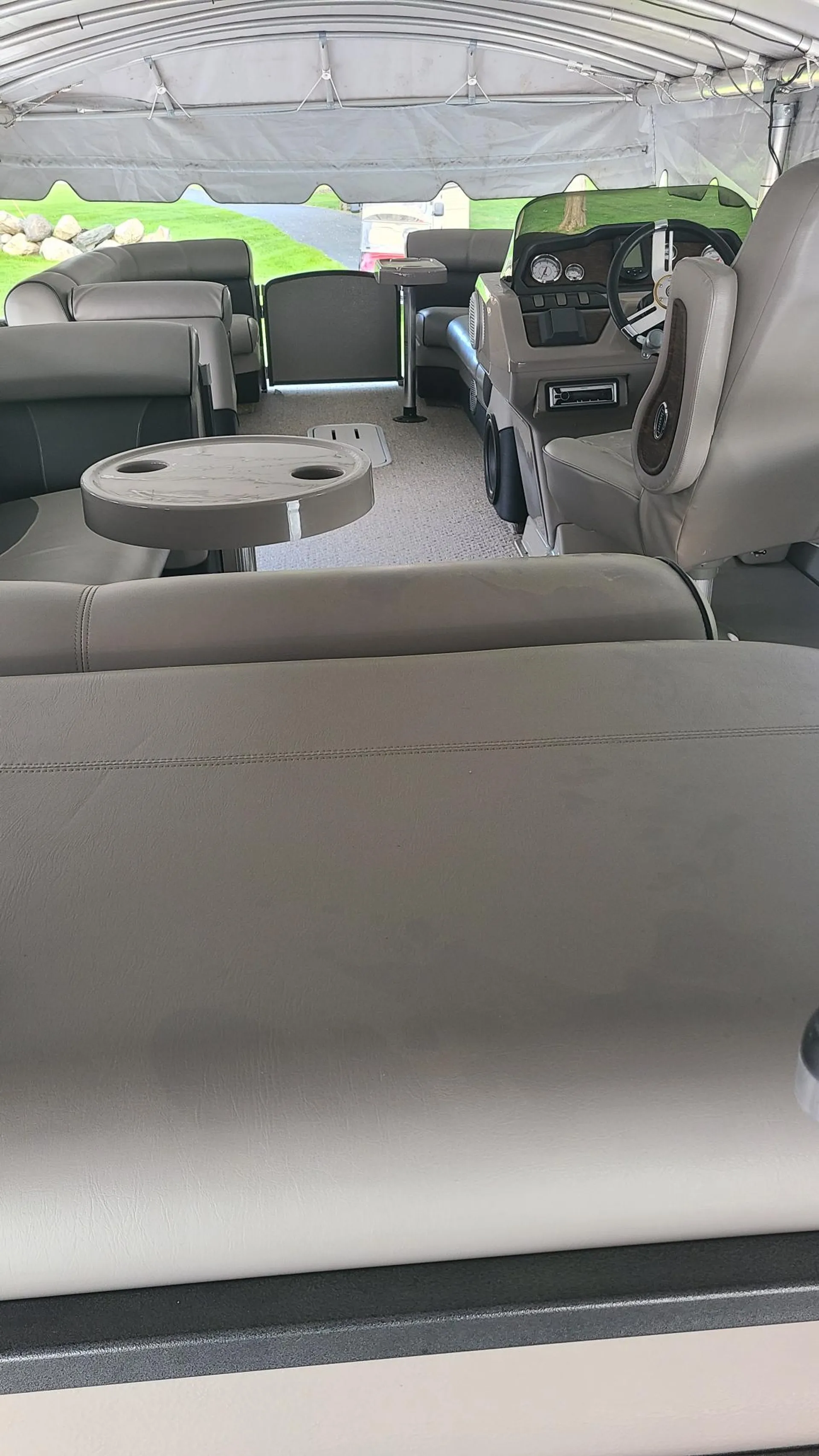 Luxury Tritoon-Premier Sunsation/18 person capacity