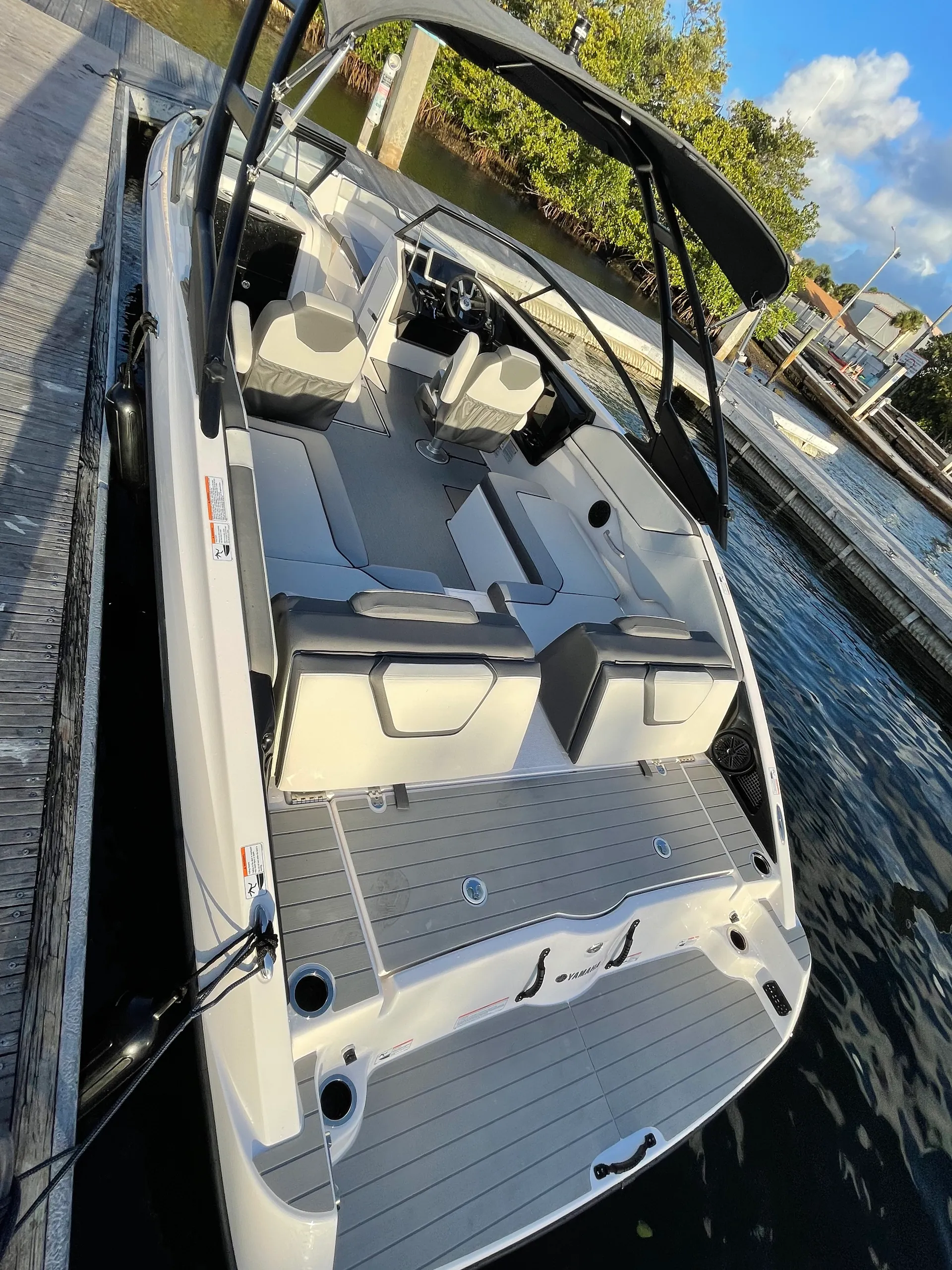 Yamaha AR250 - Deliver to a ramp near you