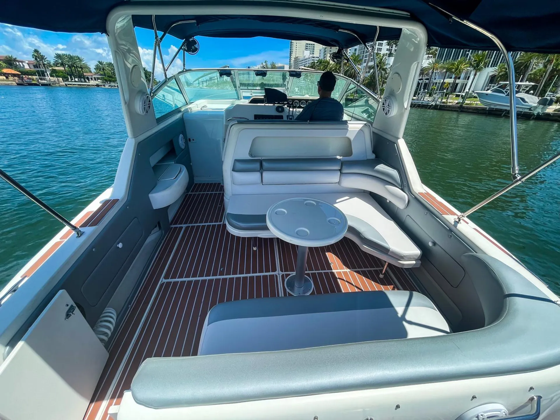 Sea Ray Boats IO1074645 in Miami, FL — photo 9