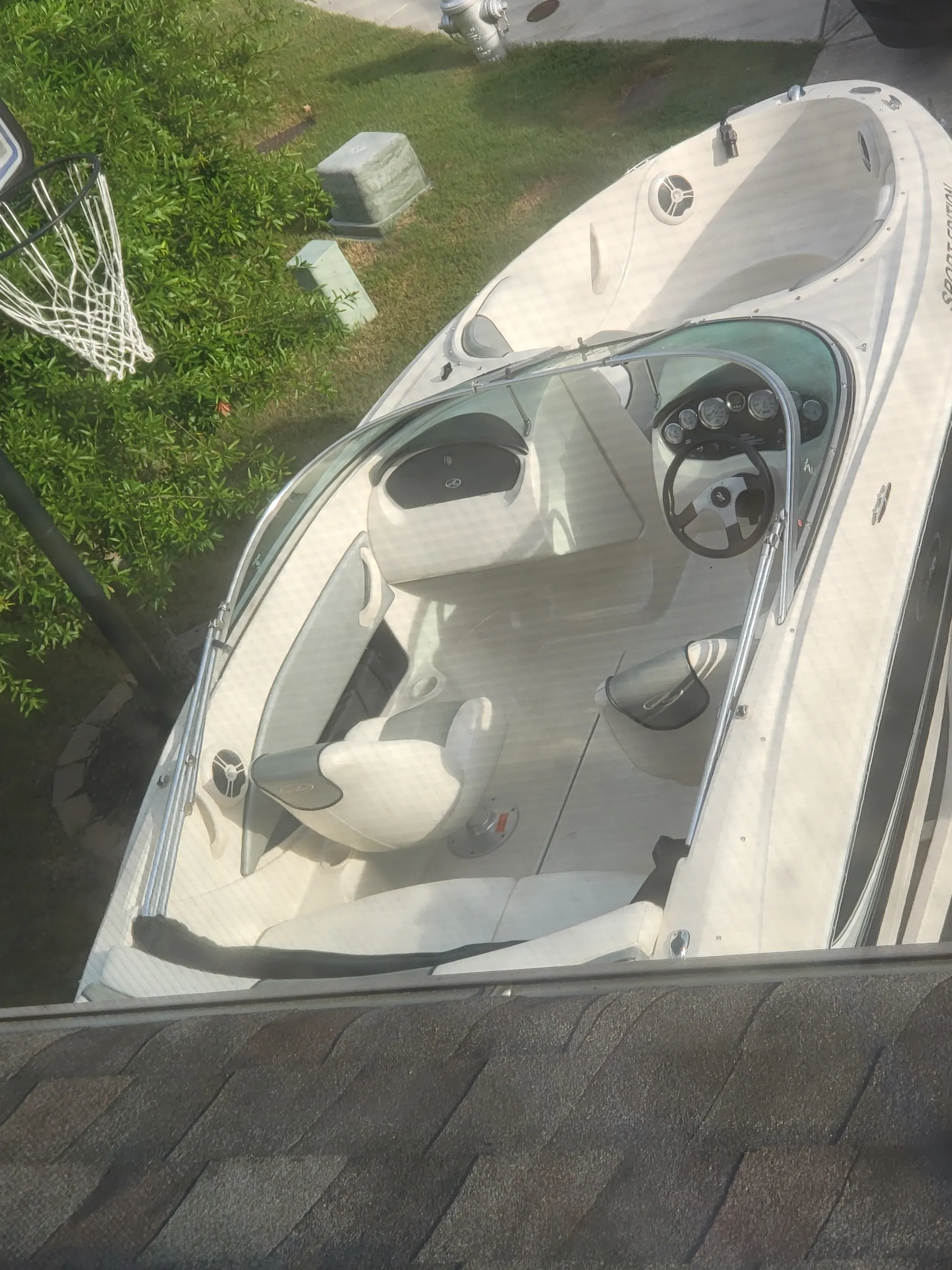 Sea Ray Boats 185 Sport BR  in Hoschton, GA — photo 2