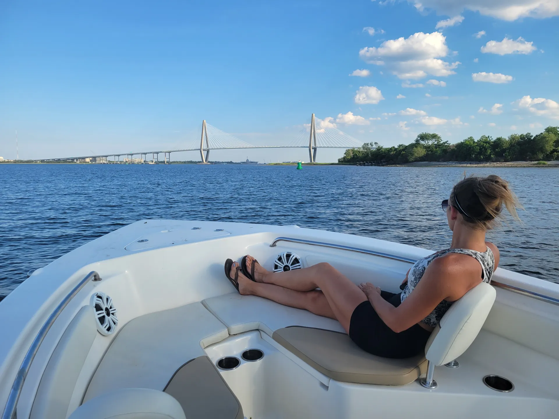 KEY WEST 203FS - Captained - Cruise, Fish, Party!