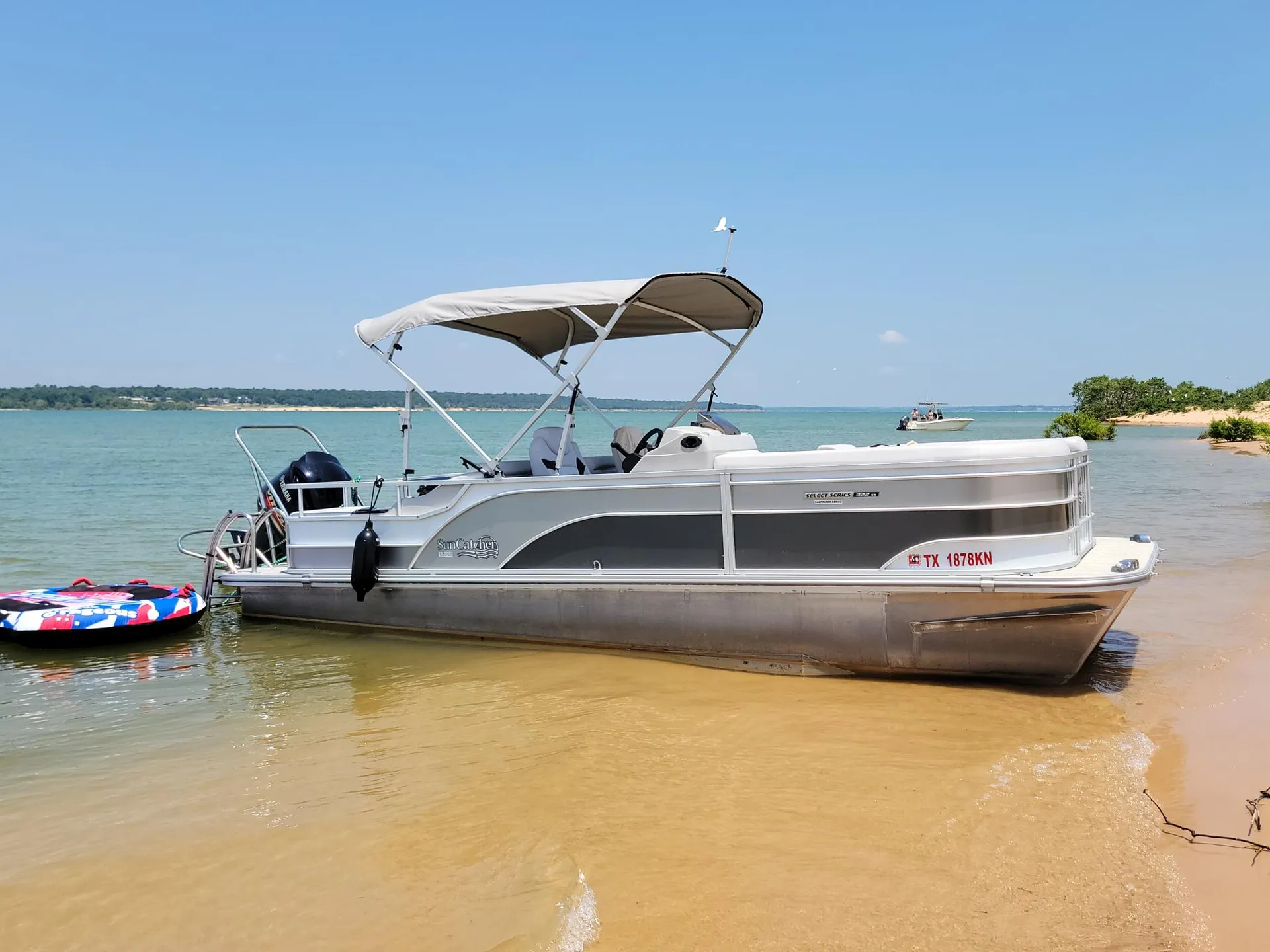 2021 Tritoon Ready for fishing, tubing & memories