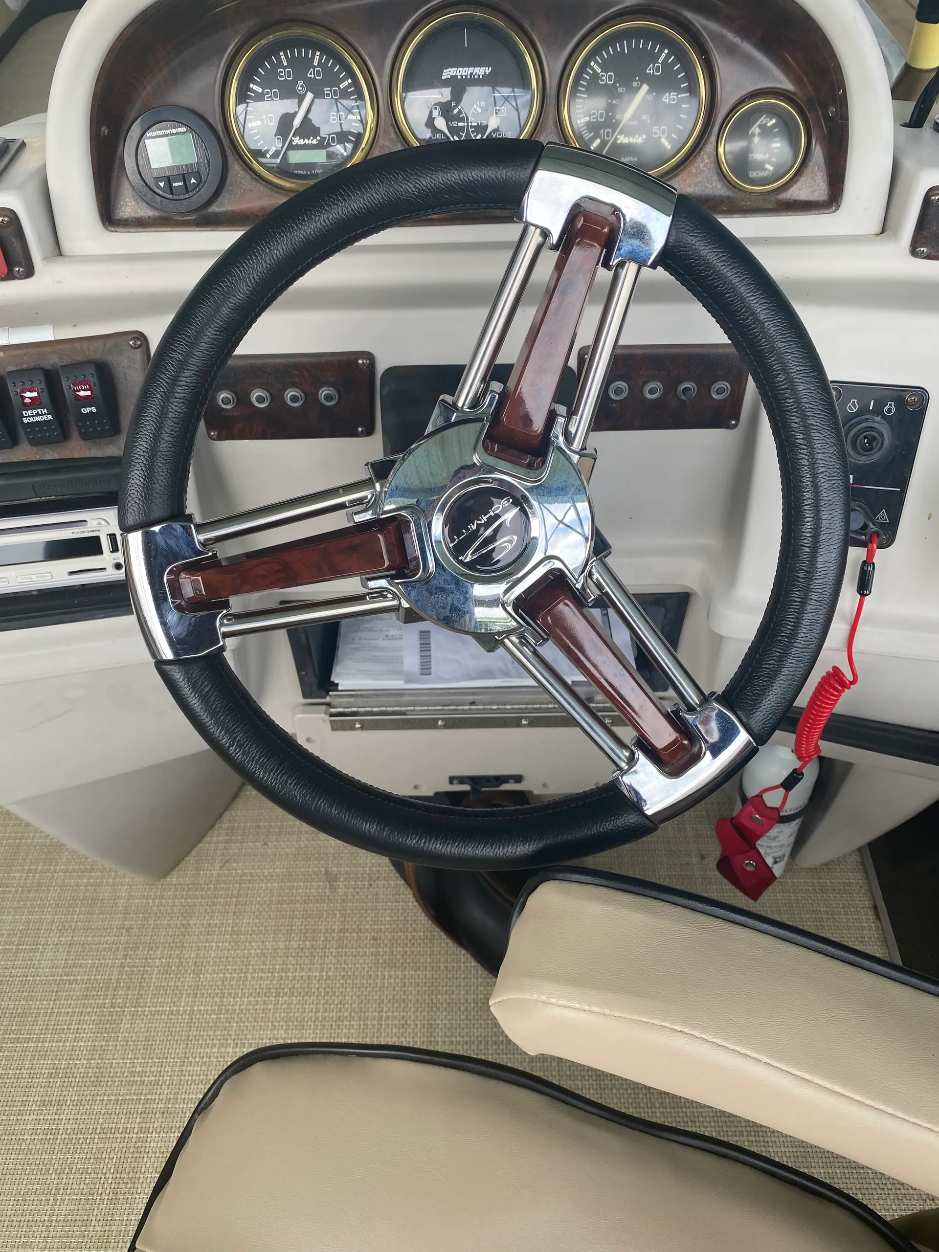 Godfrey Marine Aqua Patio 220 RS 4-Gate in Mt. Juliet, TN — photo 5