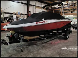 Great boat for cruising, tubing or skiing